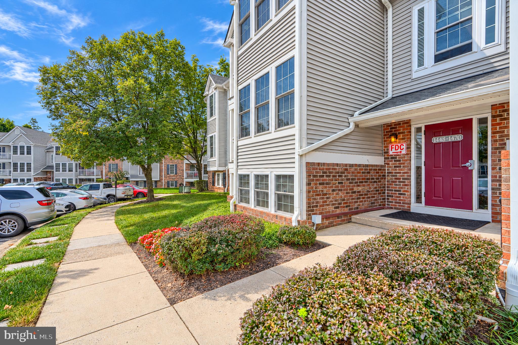 1470 GREENBRIAR CIRCLE 2