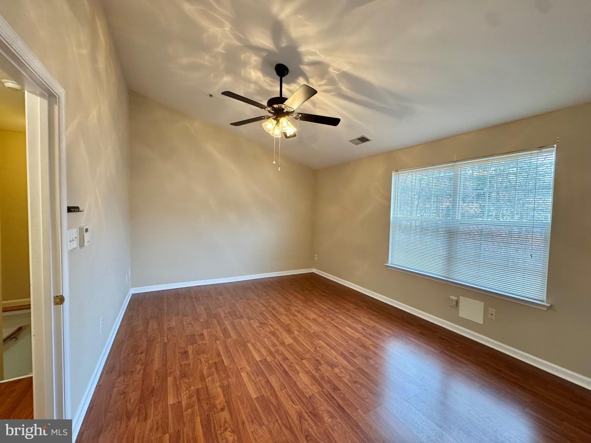 SEVEN OAKS - Residential Lease