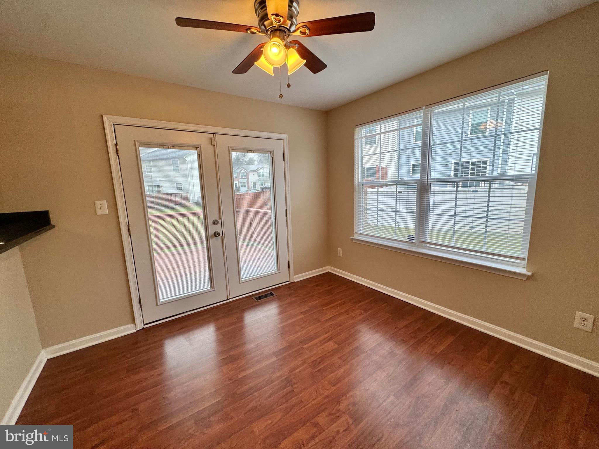 SEVEN OAKS - Residential Lease