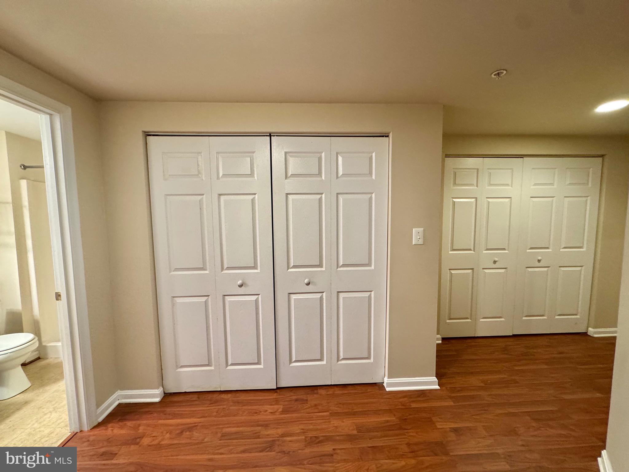 SEVEN OAKS - Residential Lease