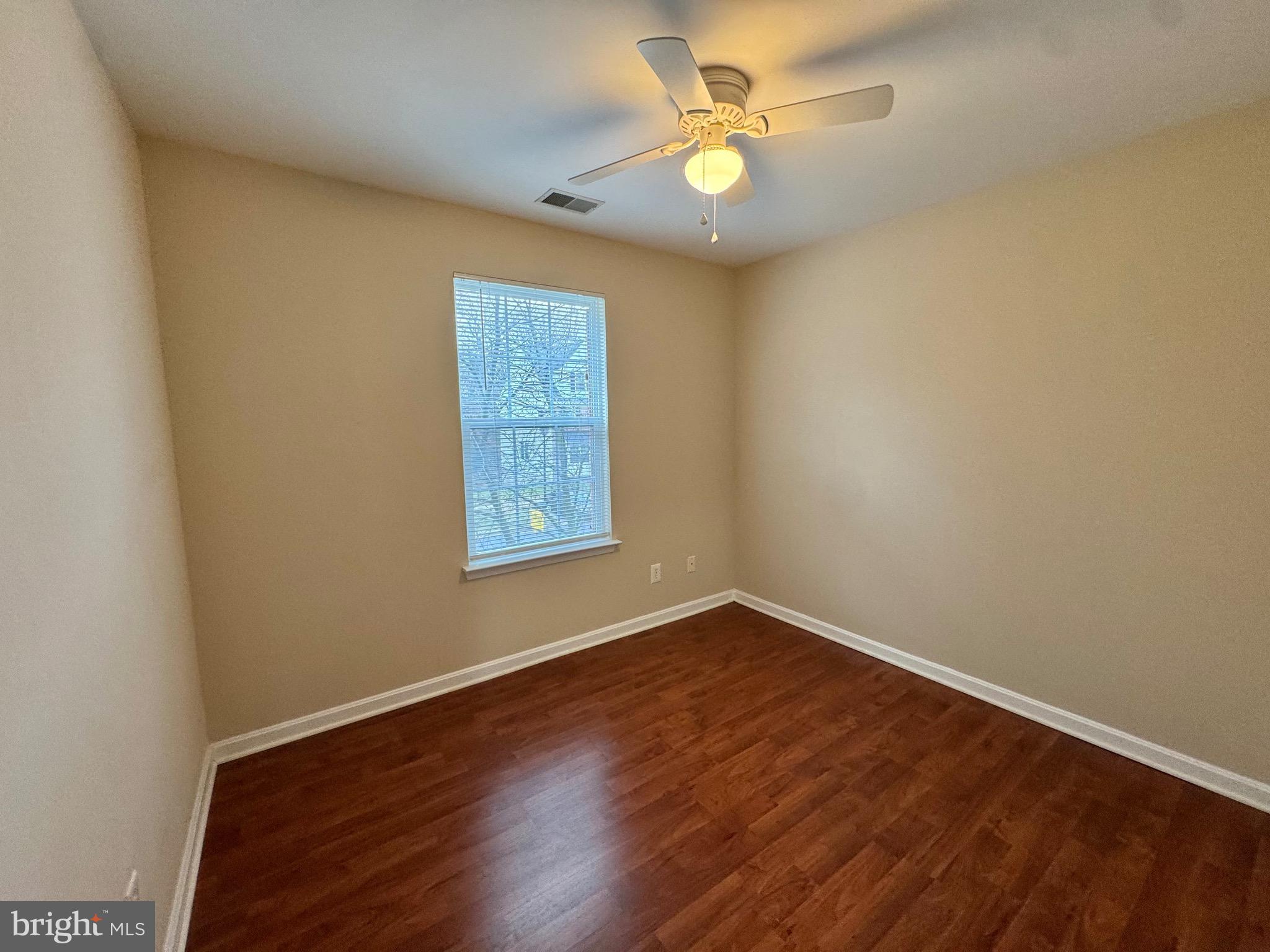 SEVEN OAKS - Residential Lease