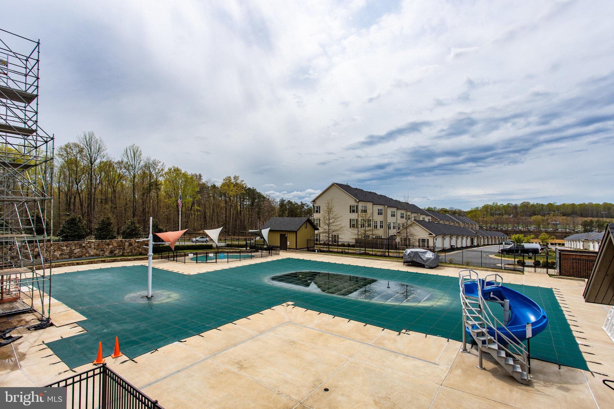 EMBREY MILL - Residential