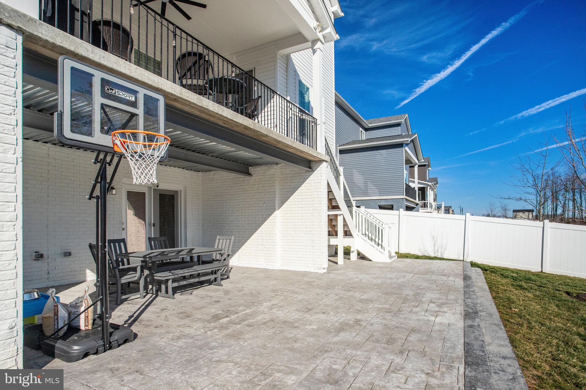 EMBREY MILL - Residential