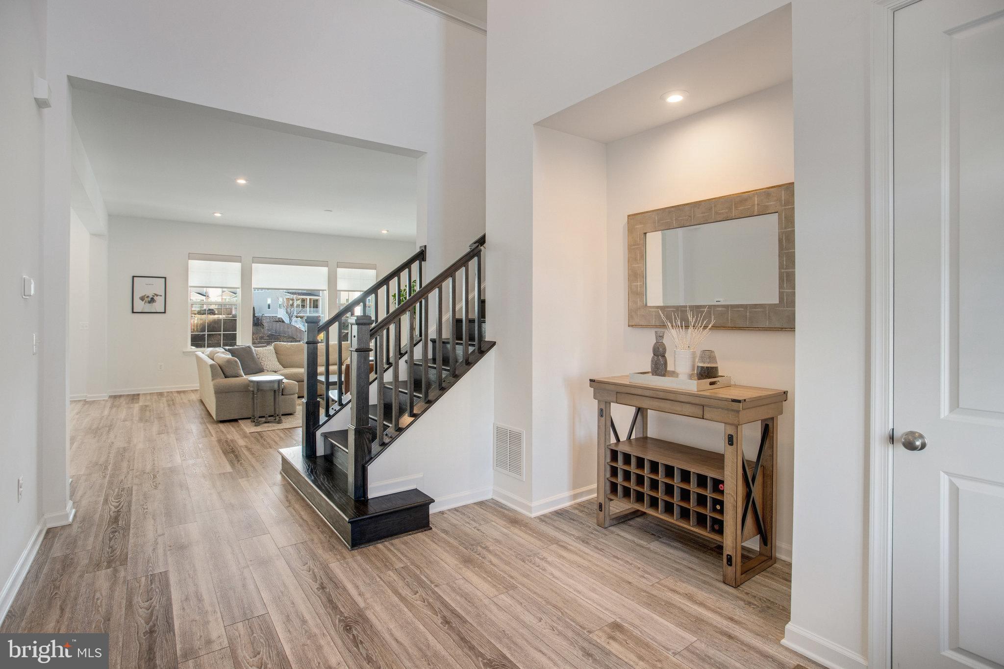 EMBREY MILL - Residential