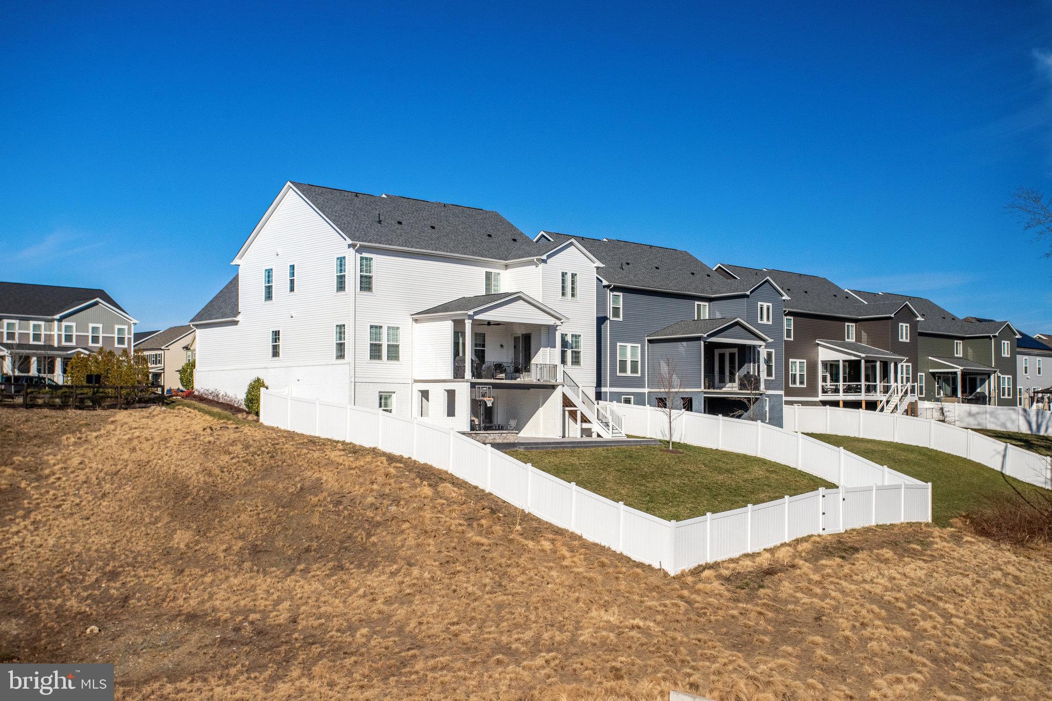 EMBREY MILL - Residential