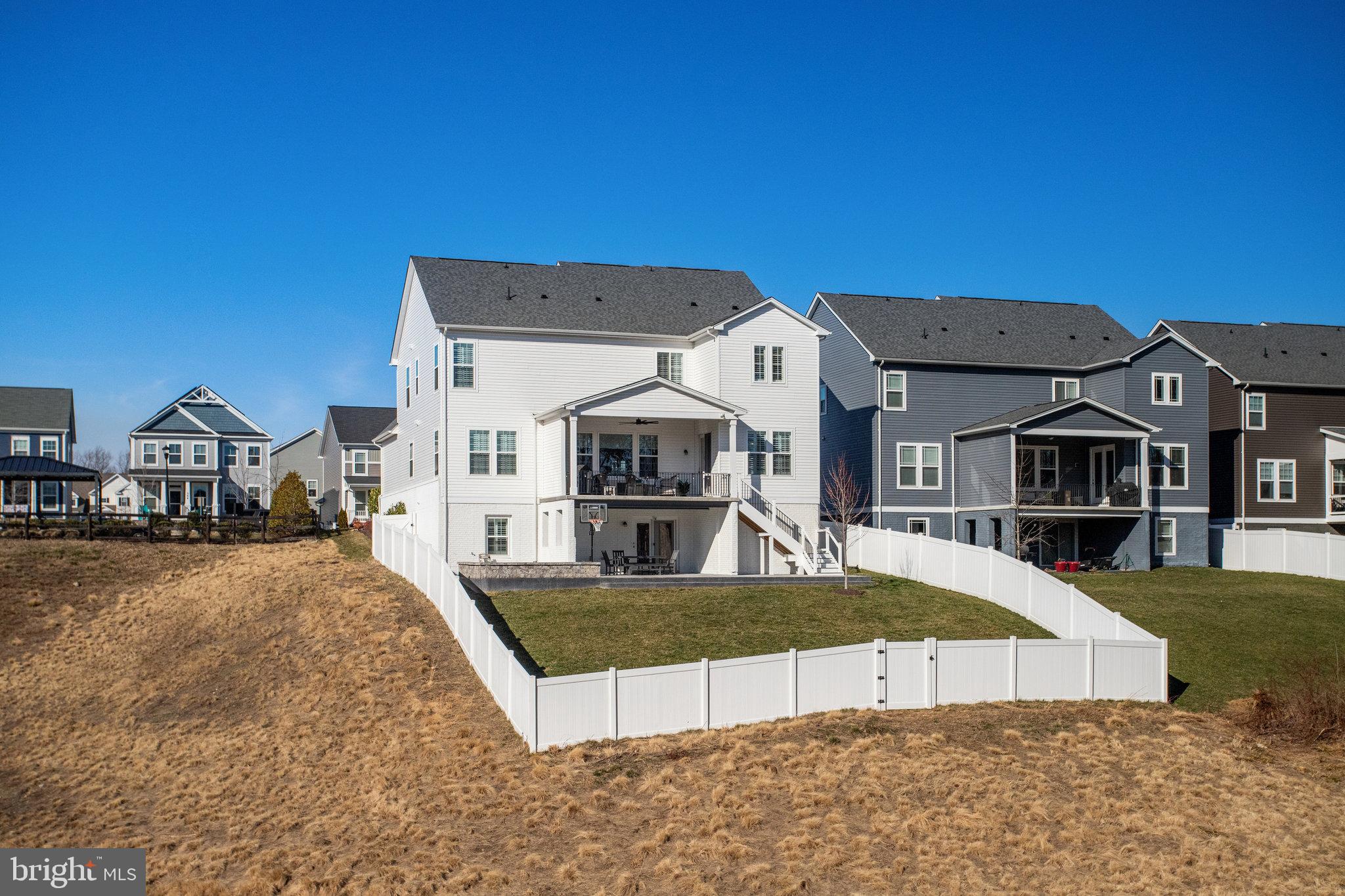 EMBREY MILL - Residential