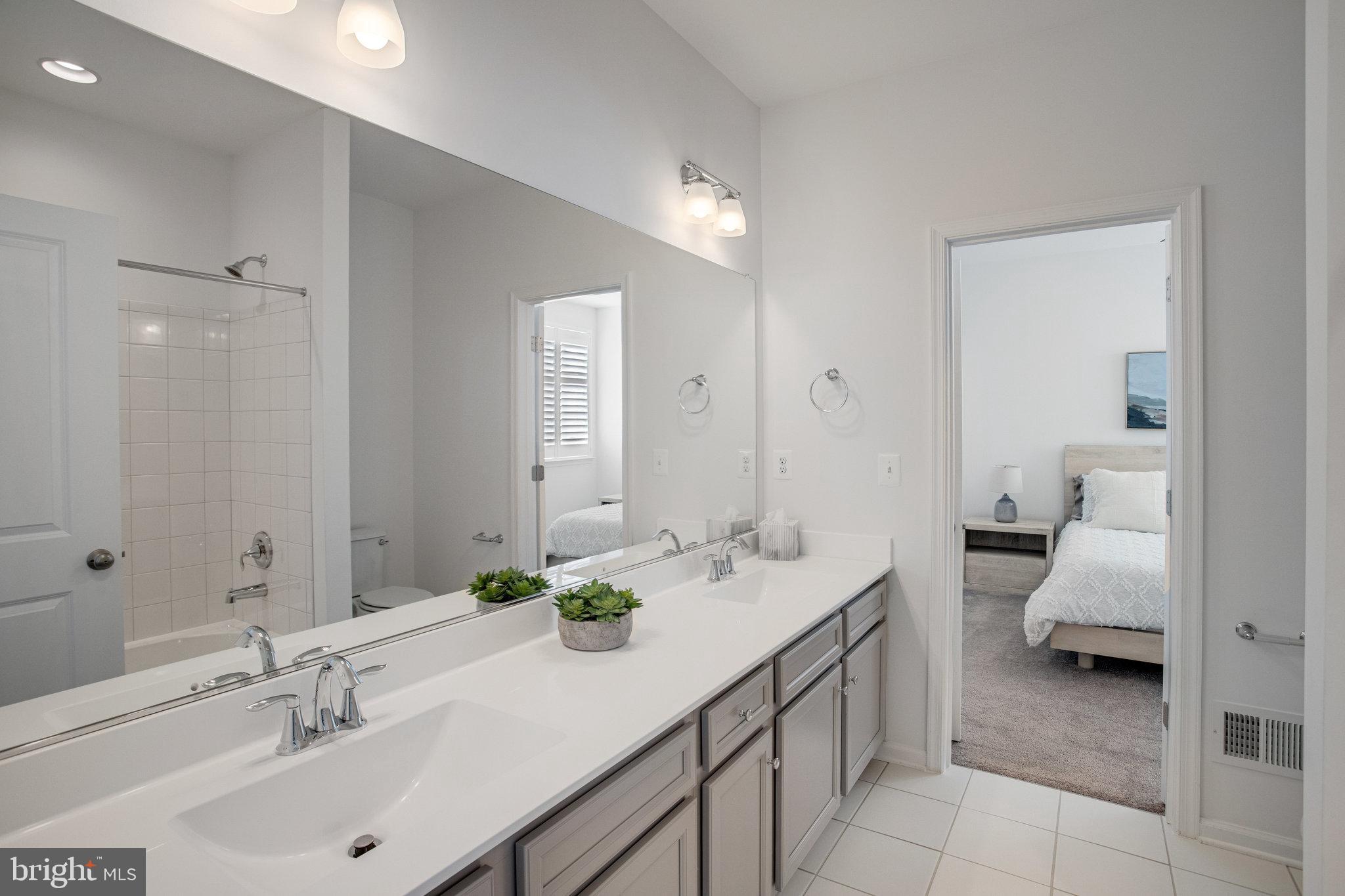 EMBREY MILL - Residential