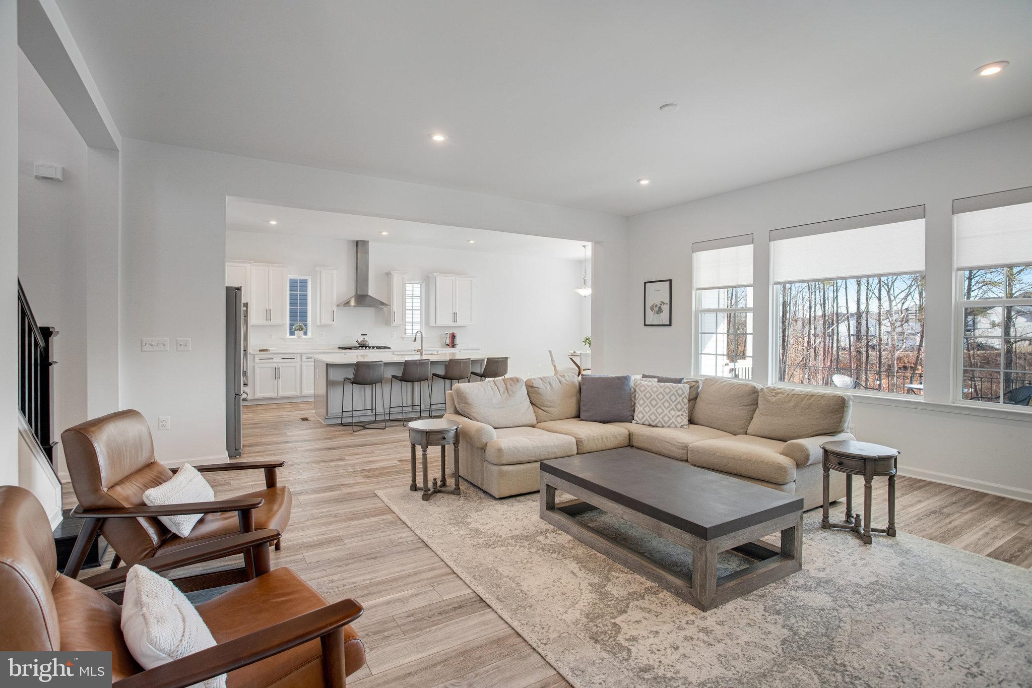 EMBREY MILL - Residential