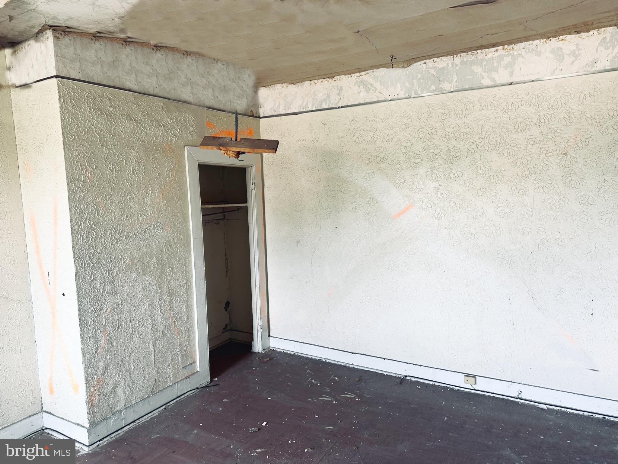 IRVINGTON - Residential