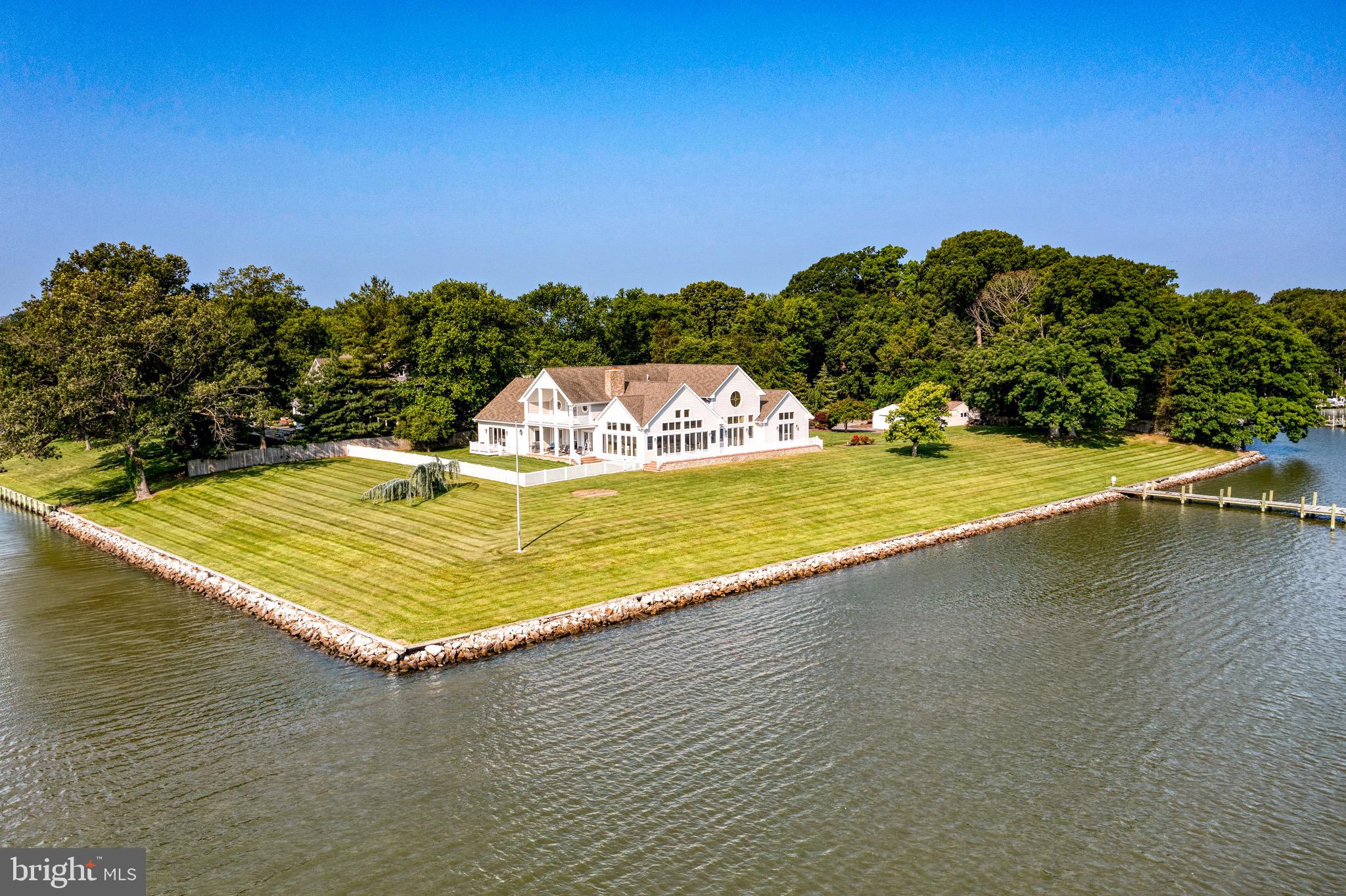 BENNETT POINT - Residential