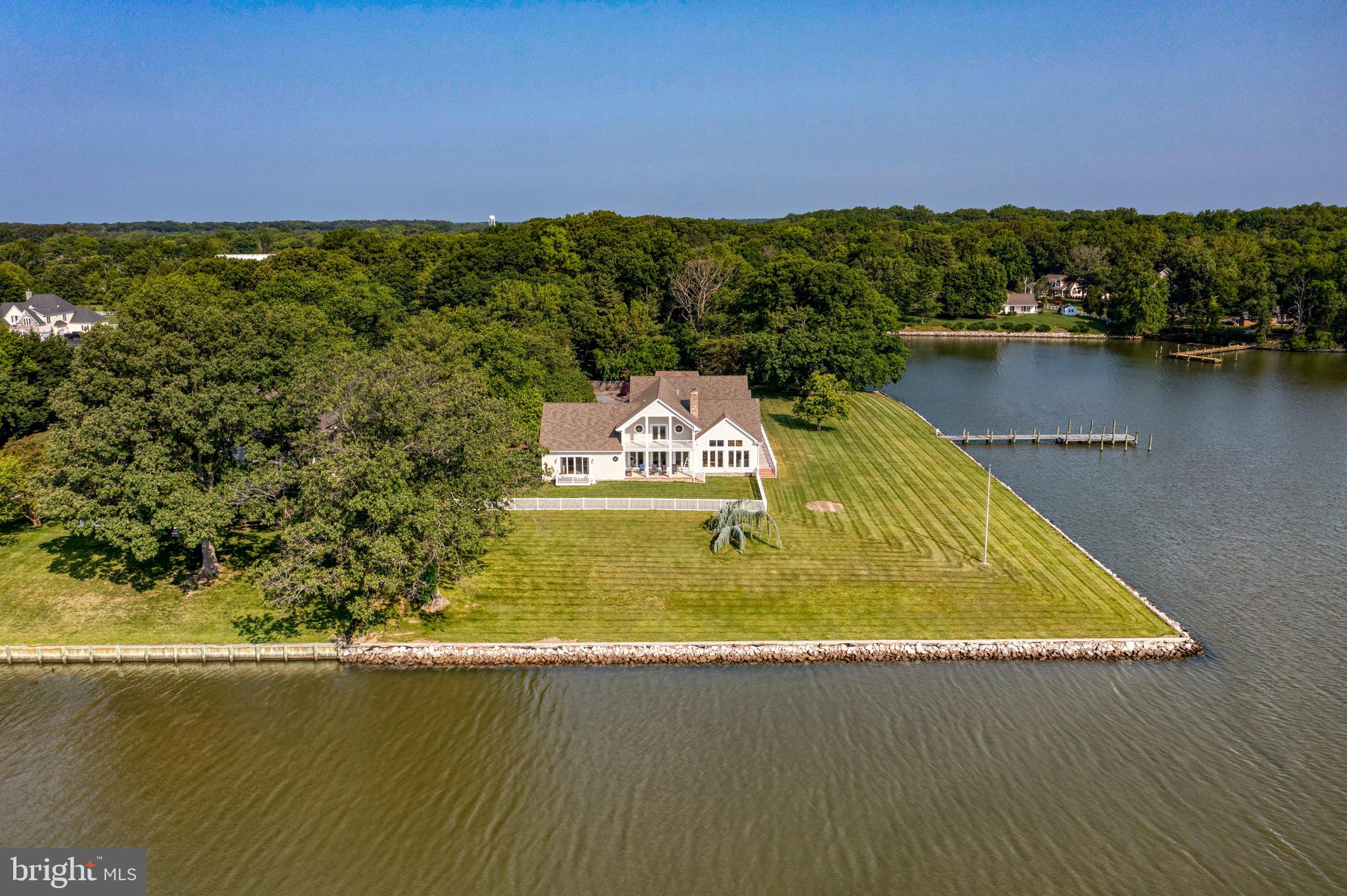 BENNETT POINT - Residential