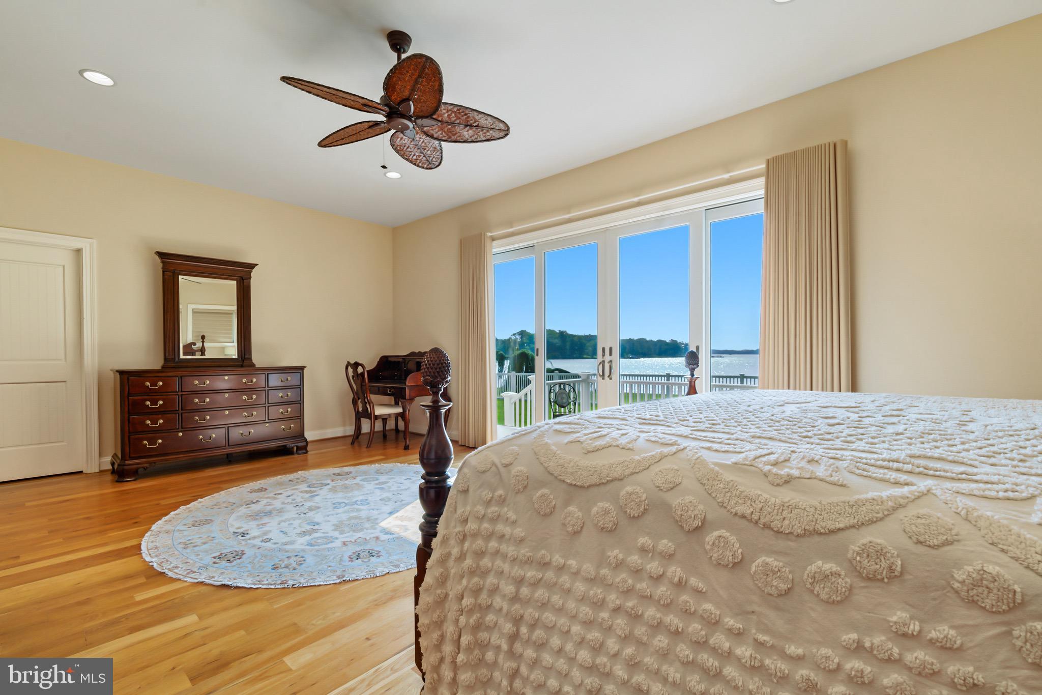 BENNETT POINT - Residential