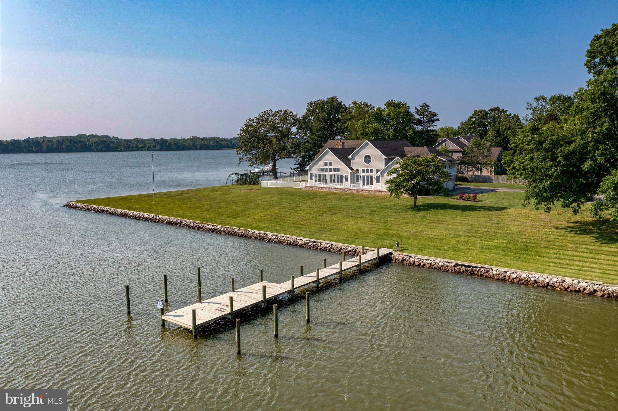 BENNETT POINT - Residential