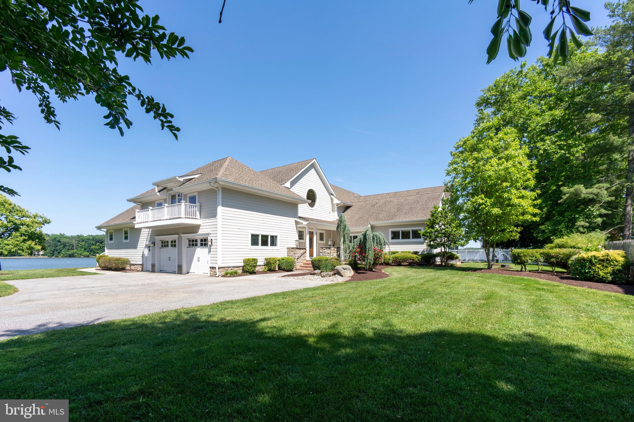 BENNETT POINT - Residential