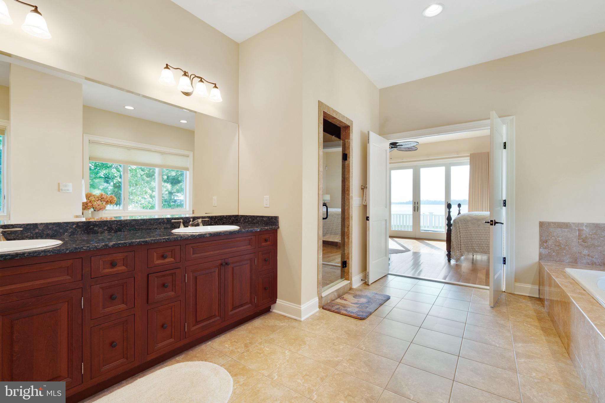 BENNETT POINT - Residential