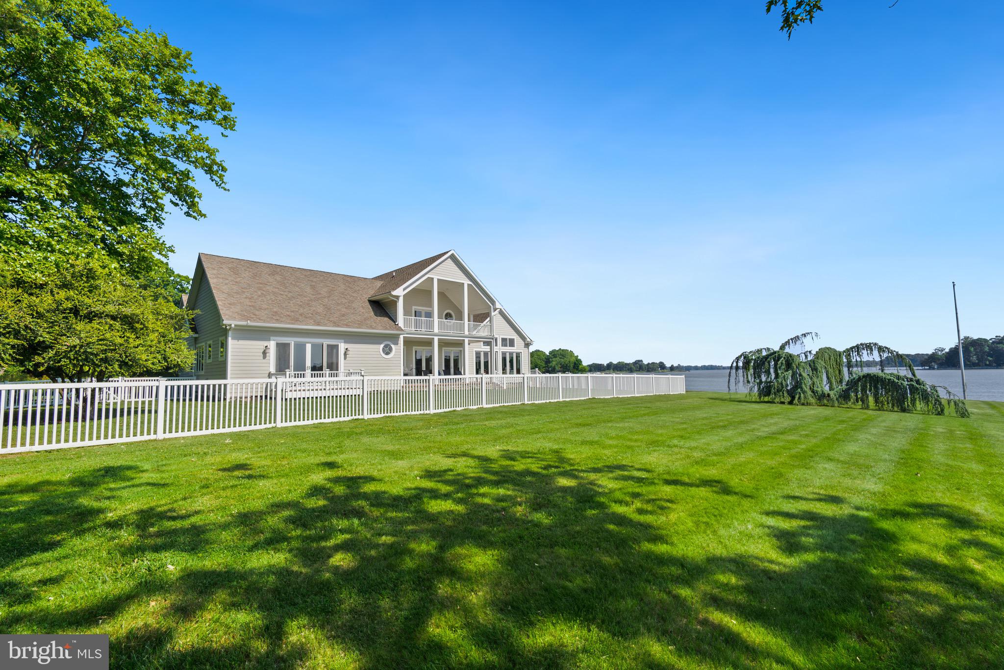 BENNETT POINT - Residential