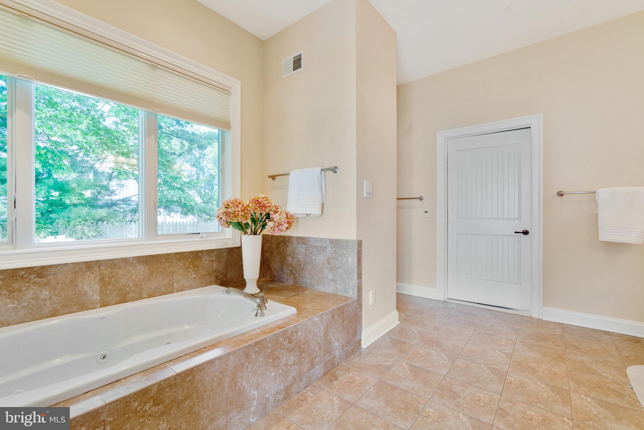 BENNETT POINT - Residential