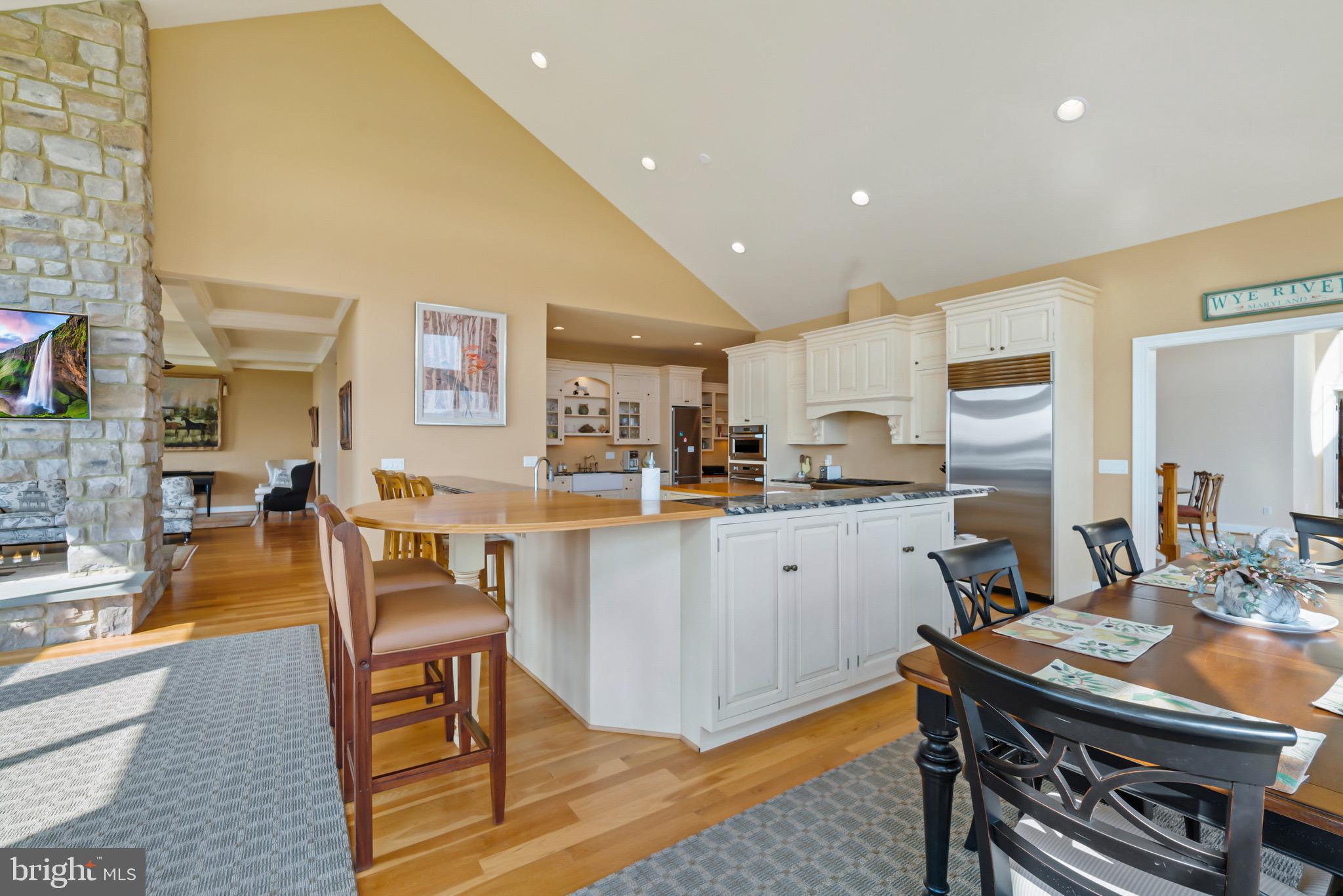 BENNETT POINT - Residential