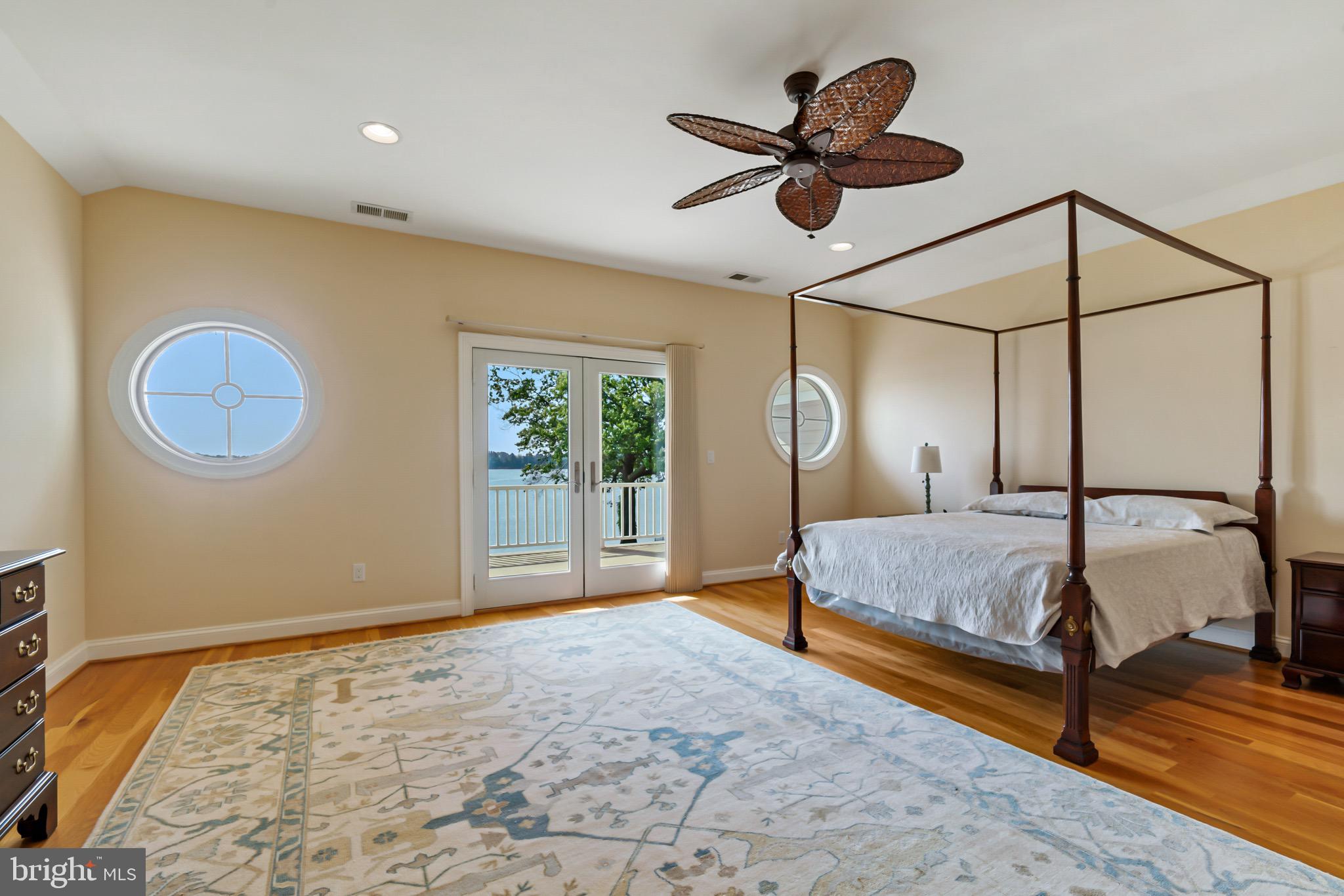 BENNETT POINT - Residential