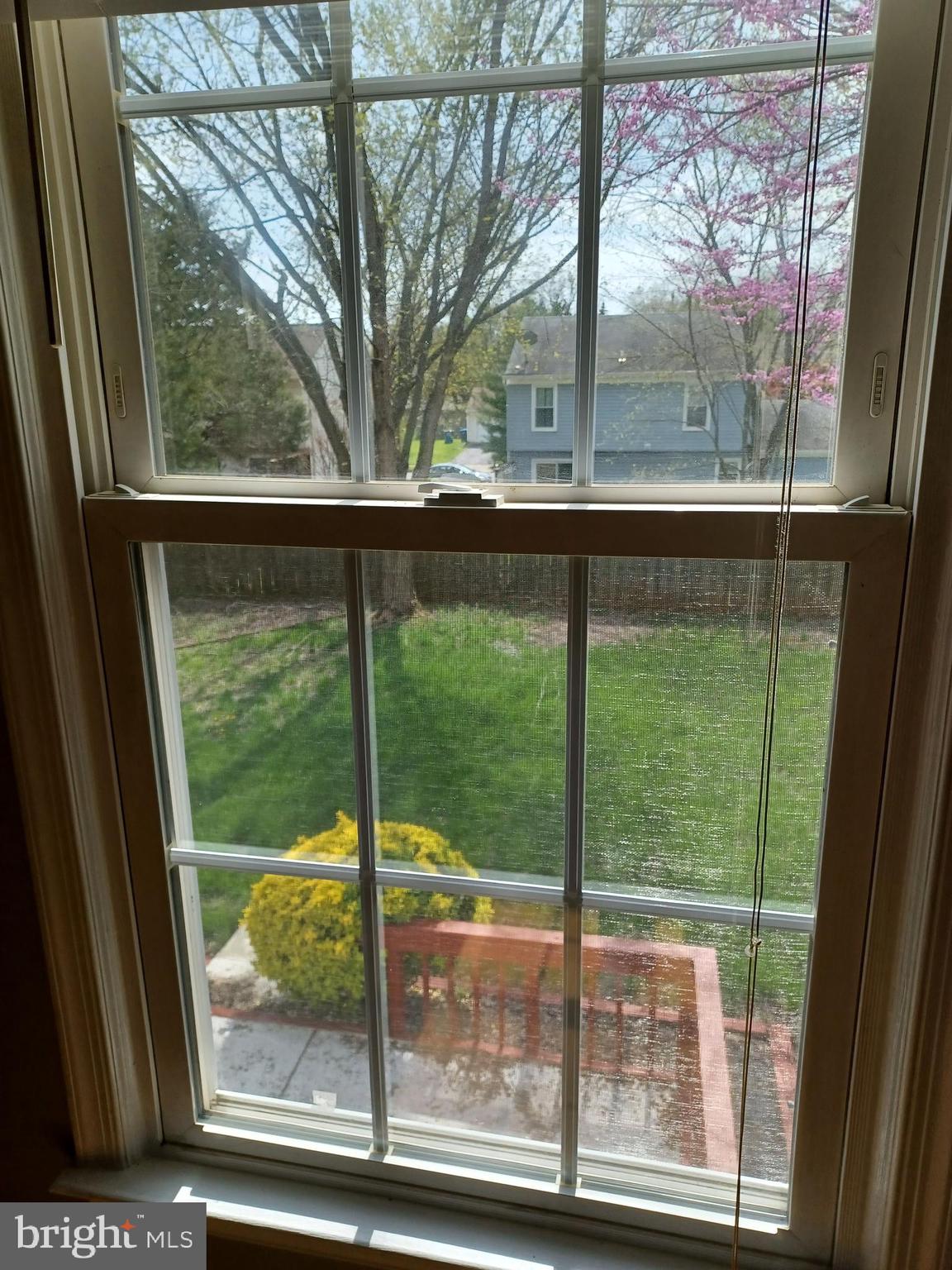 COUNTRY CLUB MANOR - Residential