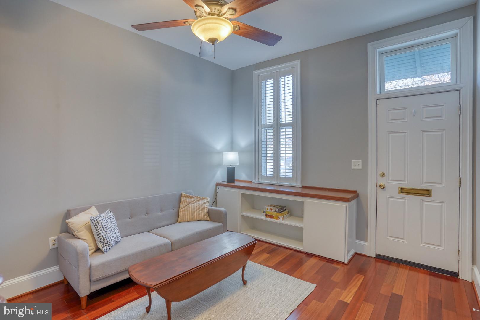 VICKER'S ROW - Residential