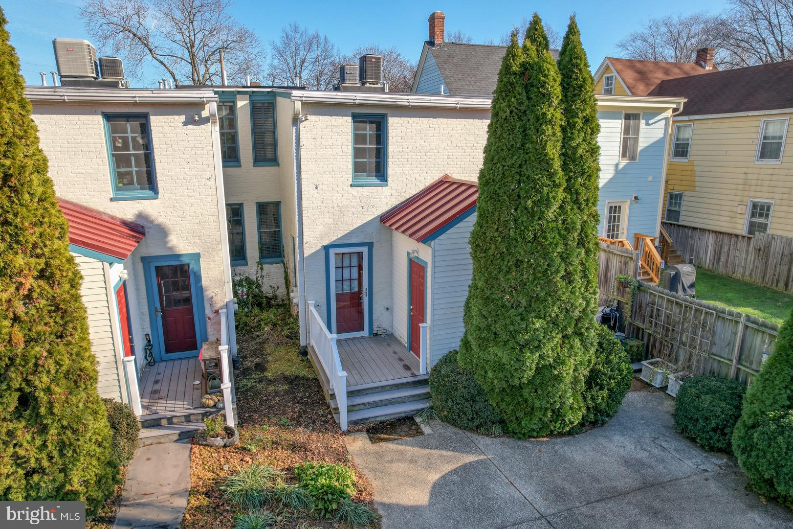 VICKER'S ROW - Residential