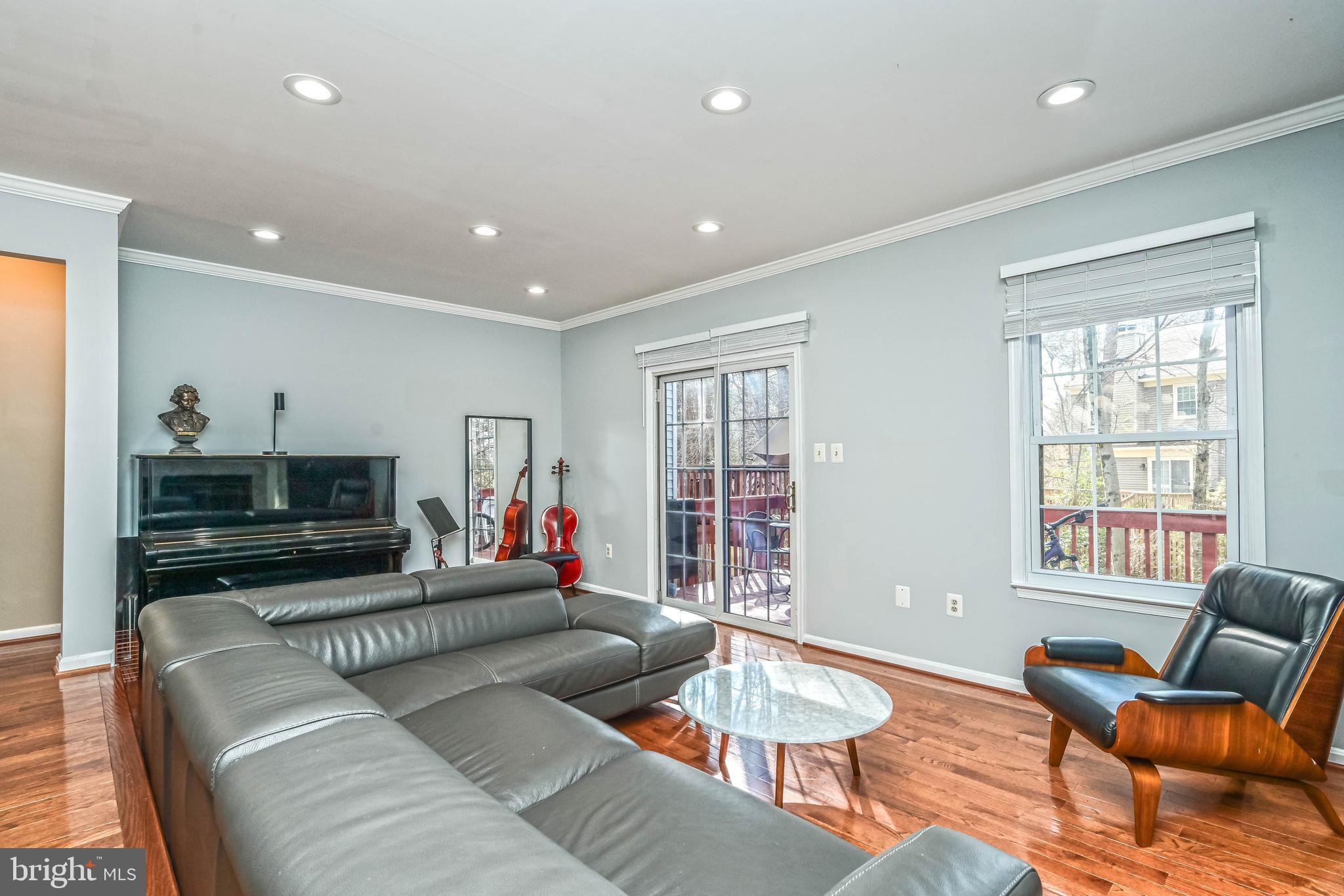 FAIR WOODS - Residential Lease