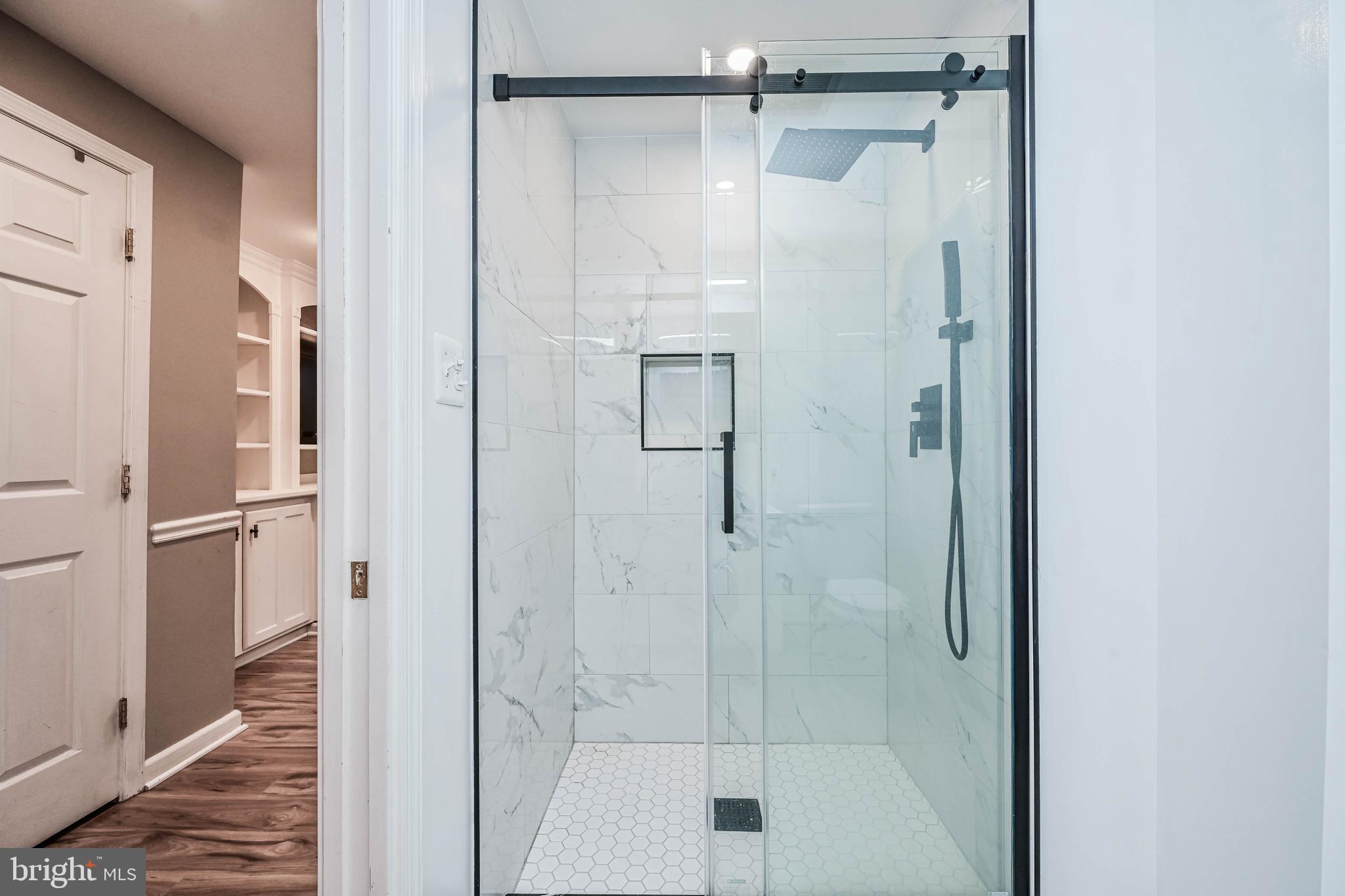 FAIR WOODS - Residential Lease