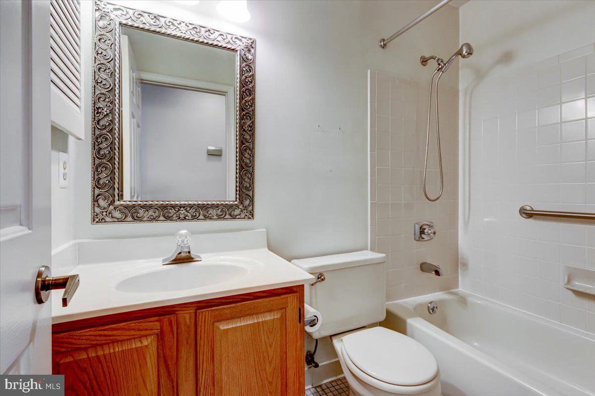 HERITAGE HARBOUR - Residential