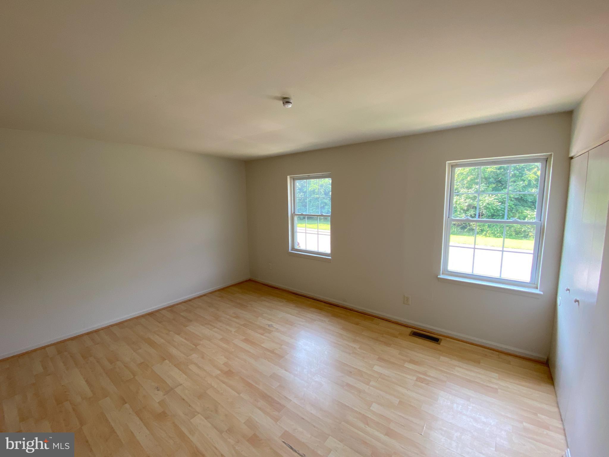 CENTRAL PARK TOWNHOMES - Residential Lease