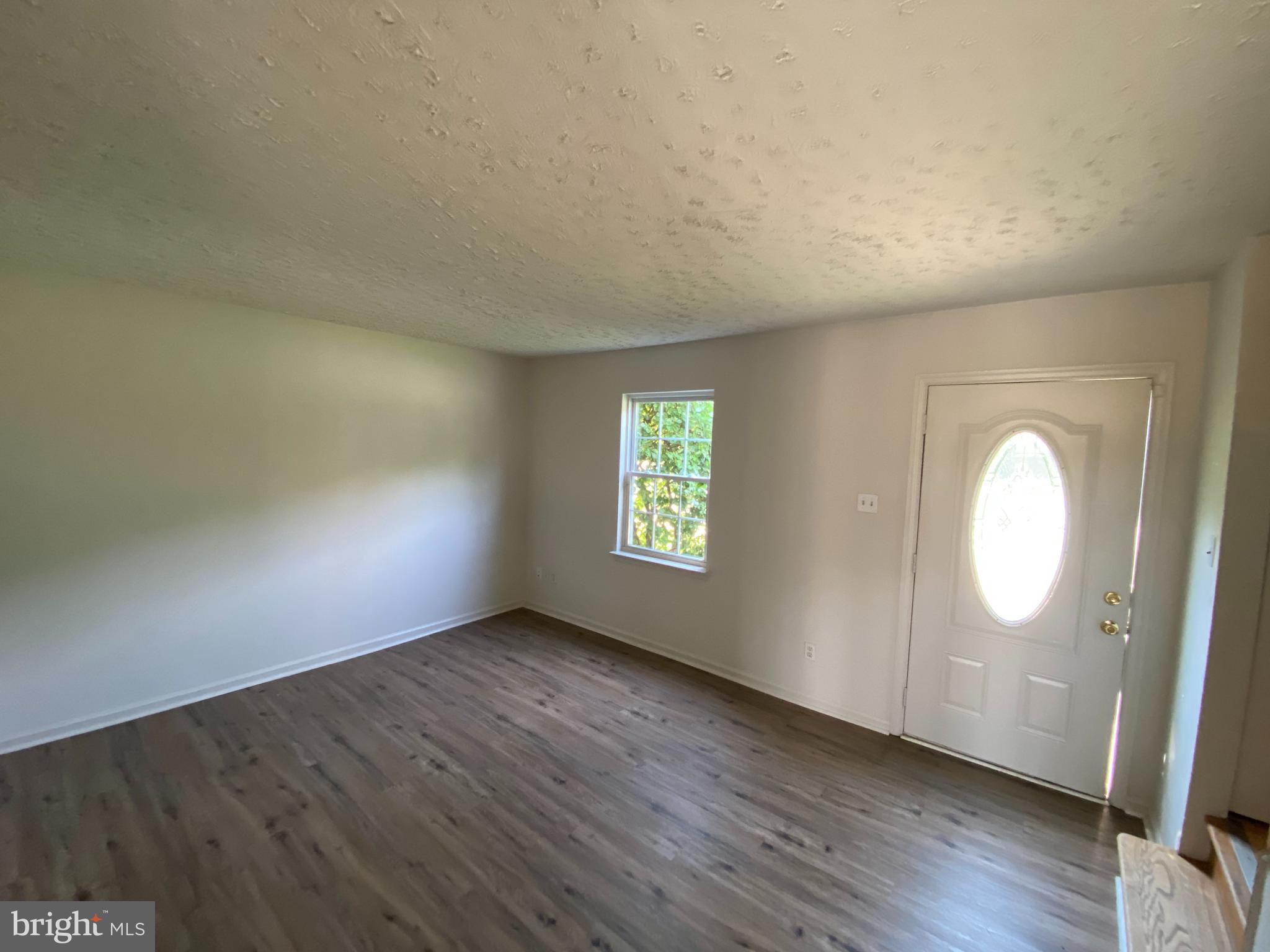 CENTRAL PARK TOWNHOMES - Residential Lease