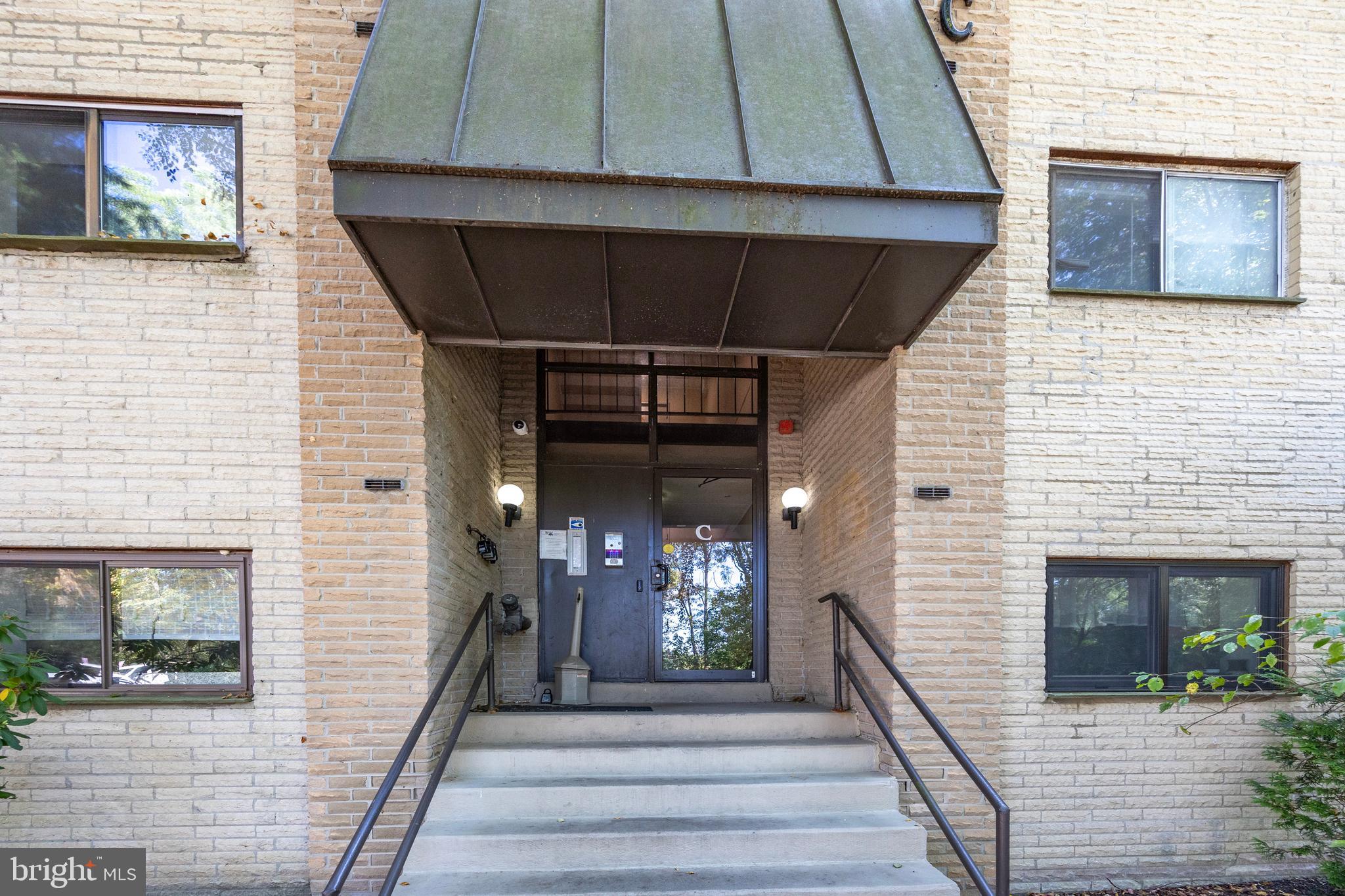 HAVERFORD HILL - Residential