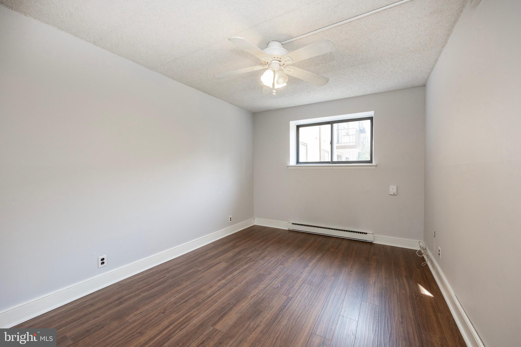 HAVERFORD HILL - Residential