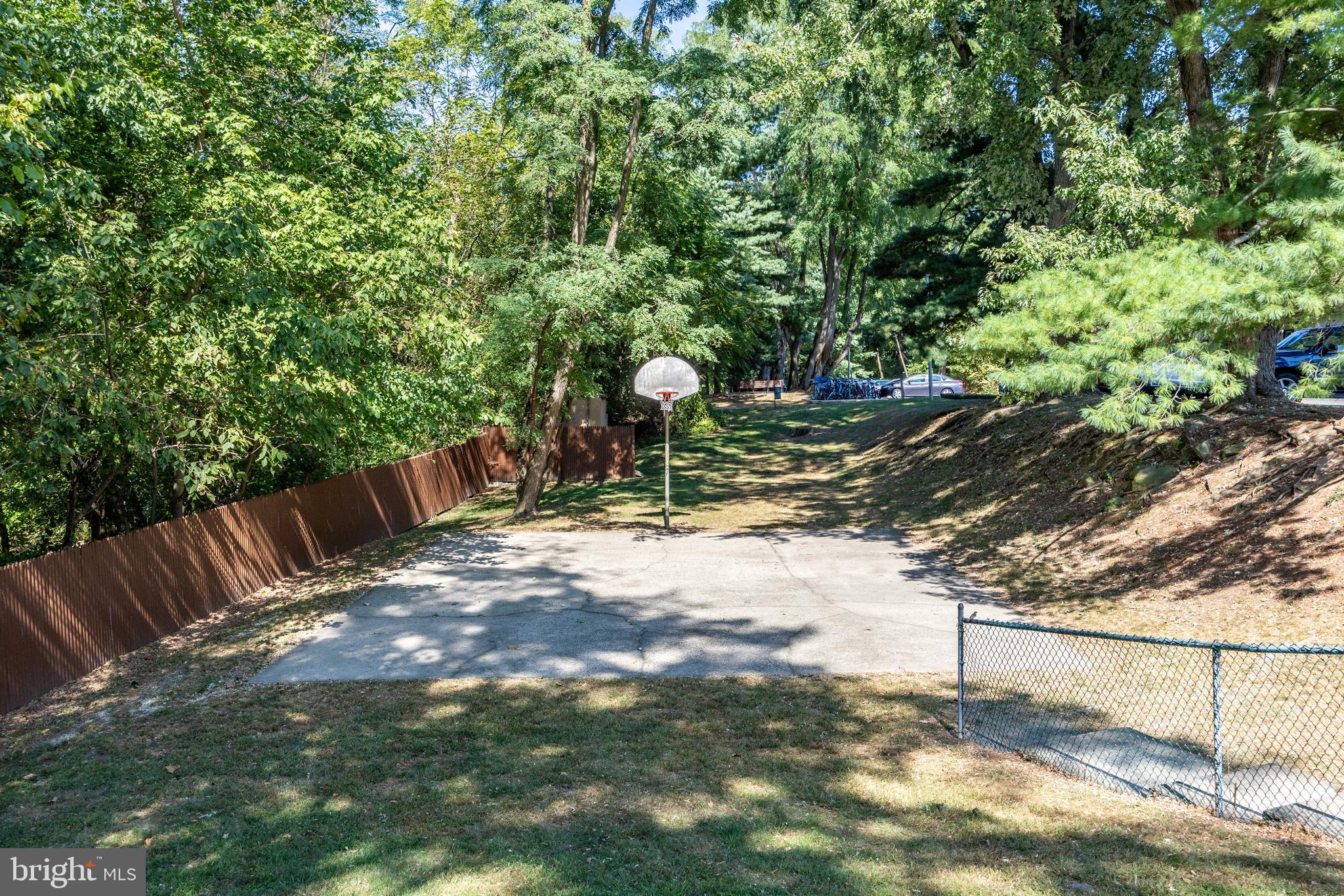 HAVERFORD HILL - Residential