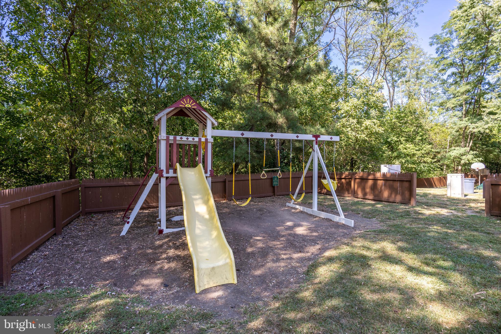 HAVERFORD HILL - Residential