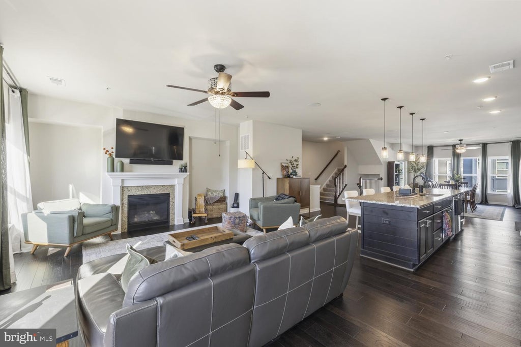 Photo of 413 Mahan Lane, ANNAPOLIS, MD 21401 (MLS # MDAA2159672)