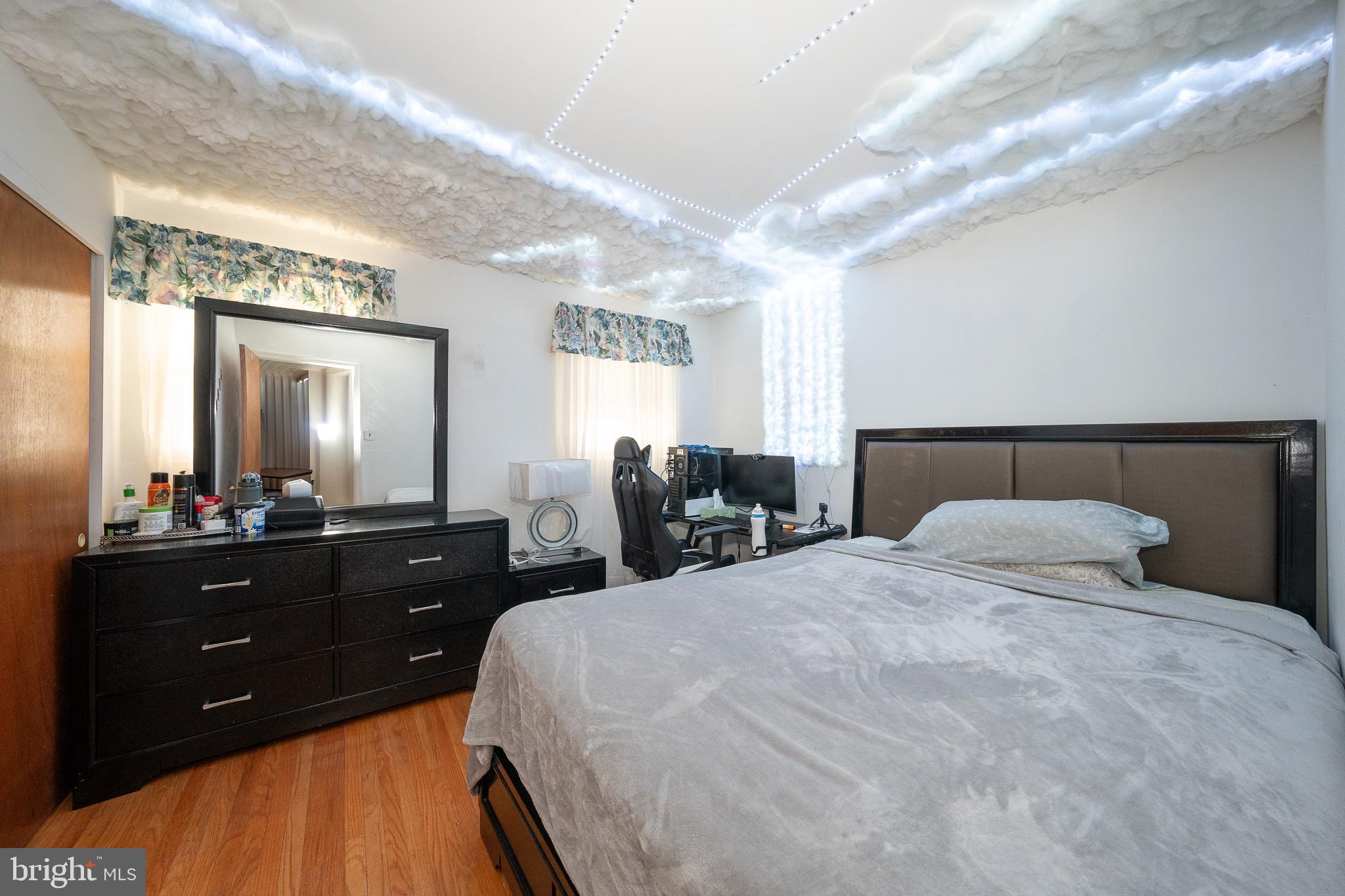 DREXEL HILL - Residential