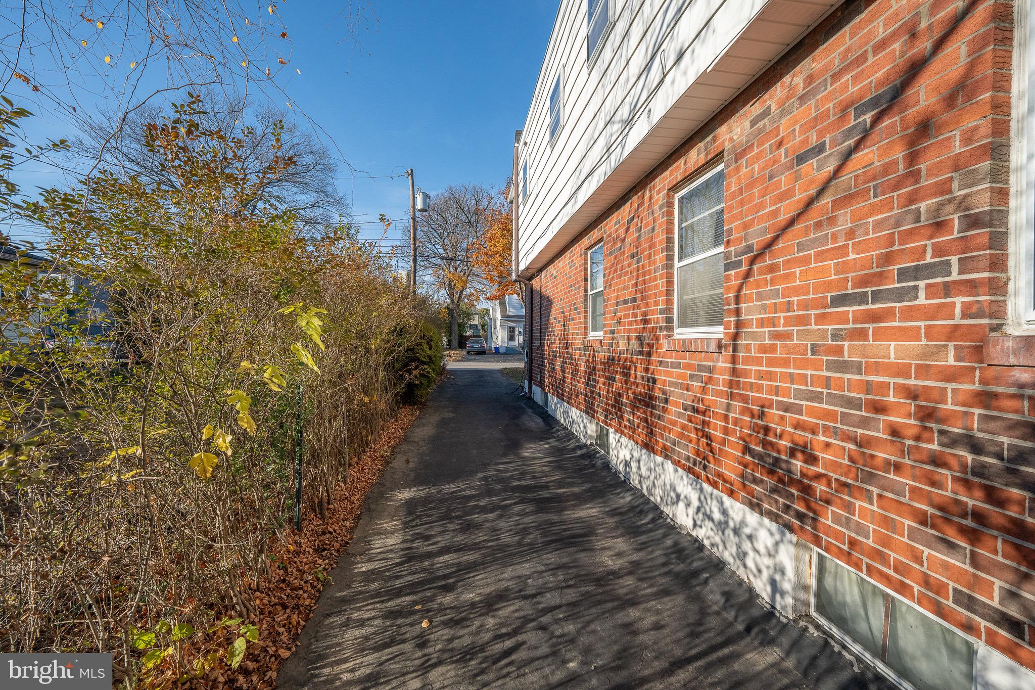 DREXEL HILL - Residential