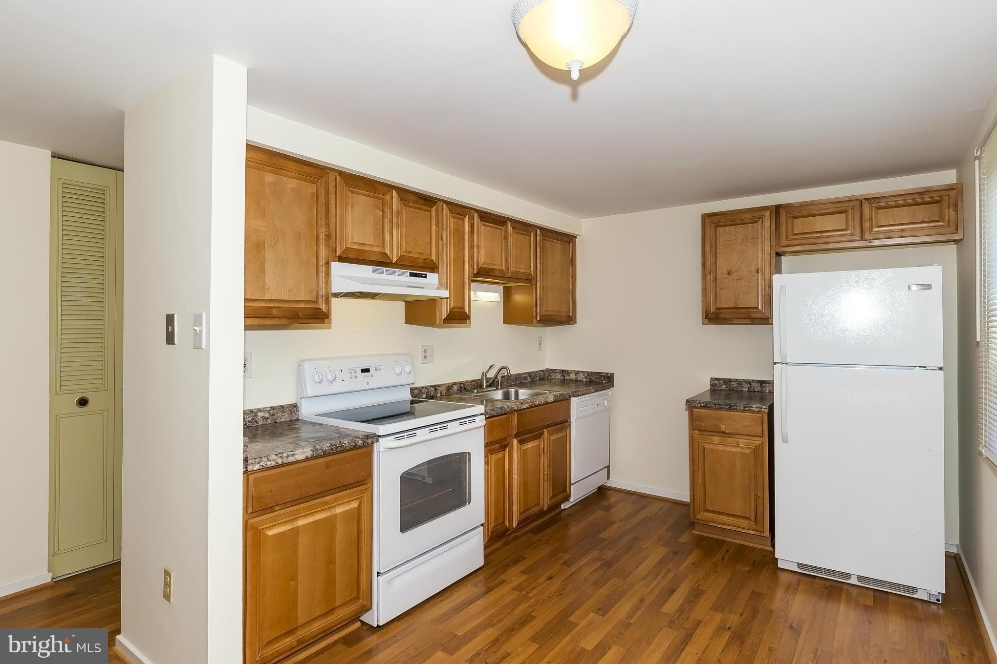 VILLAGE OF OWEN BROWN - Residential