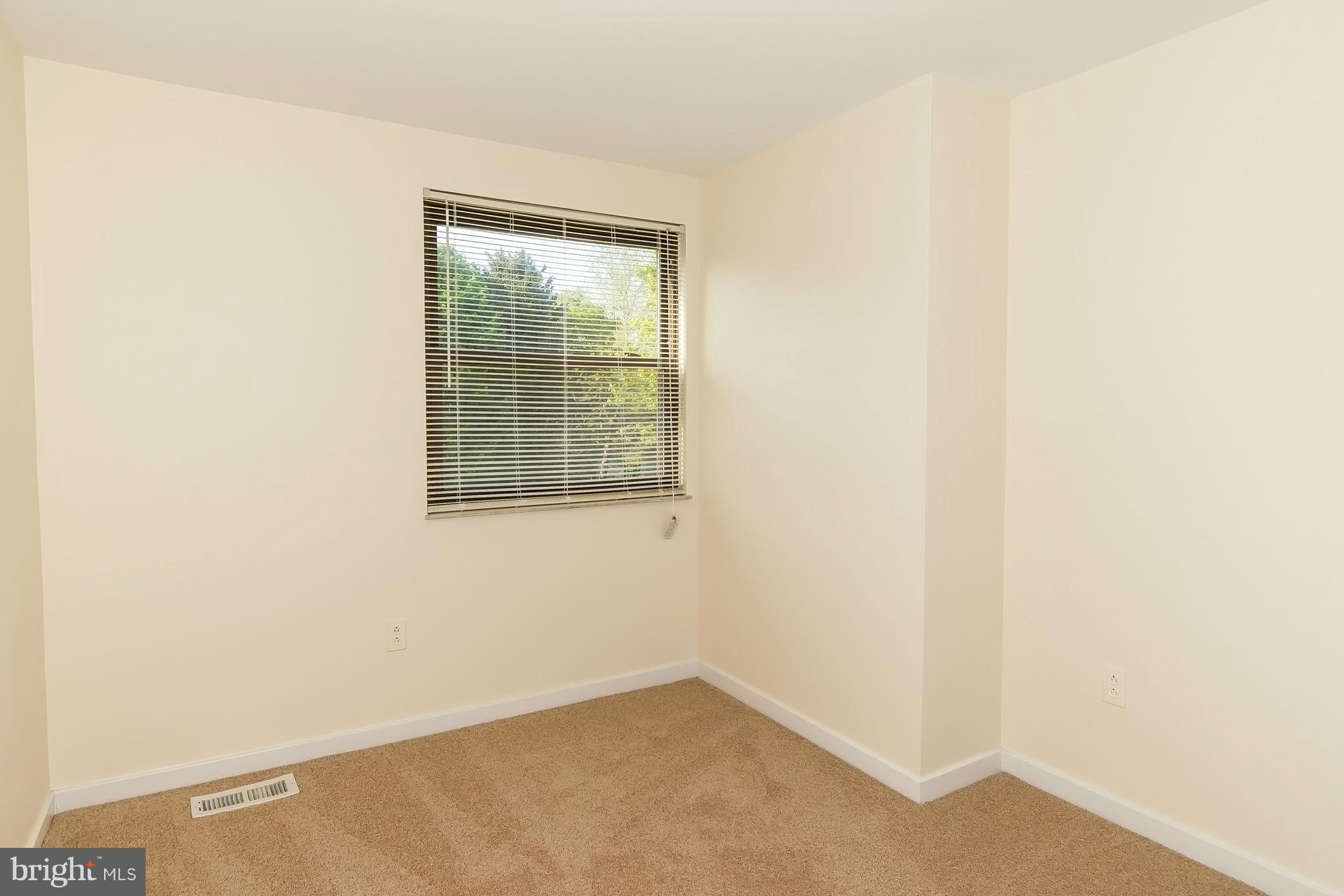 VILLAGE OF OWEN BROWN - Residential