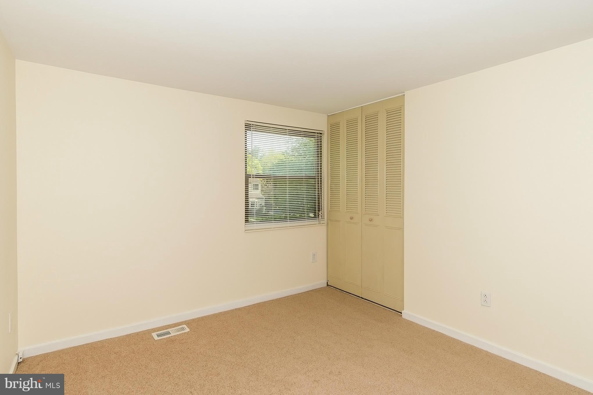 VILLAGE OF OWEN BROWN - Residential