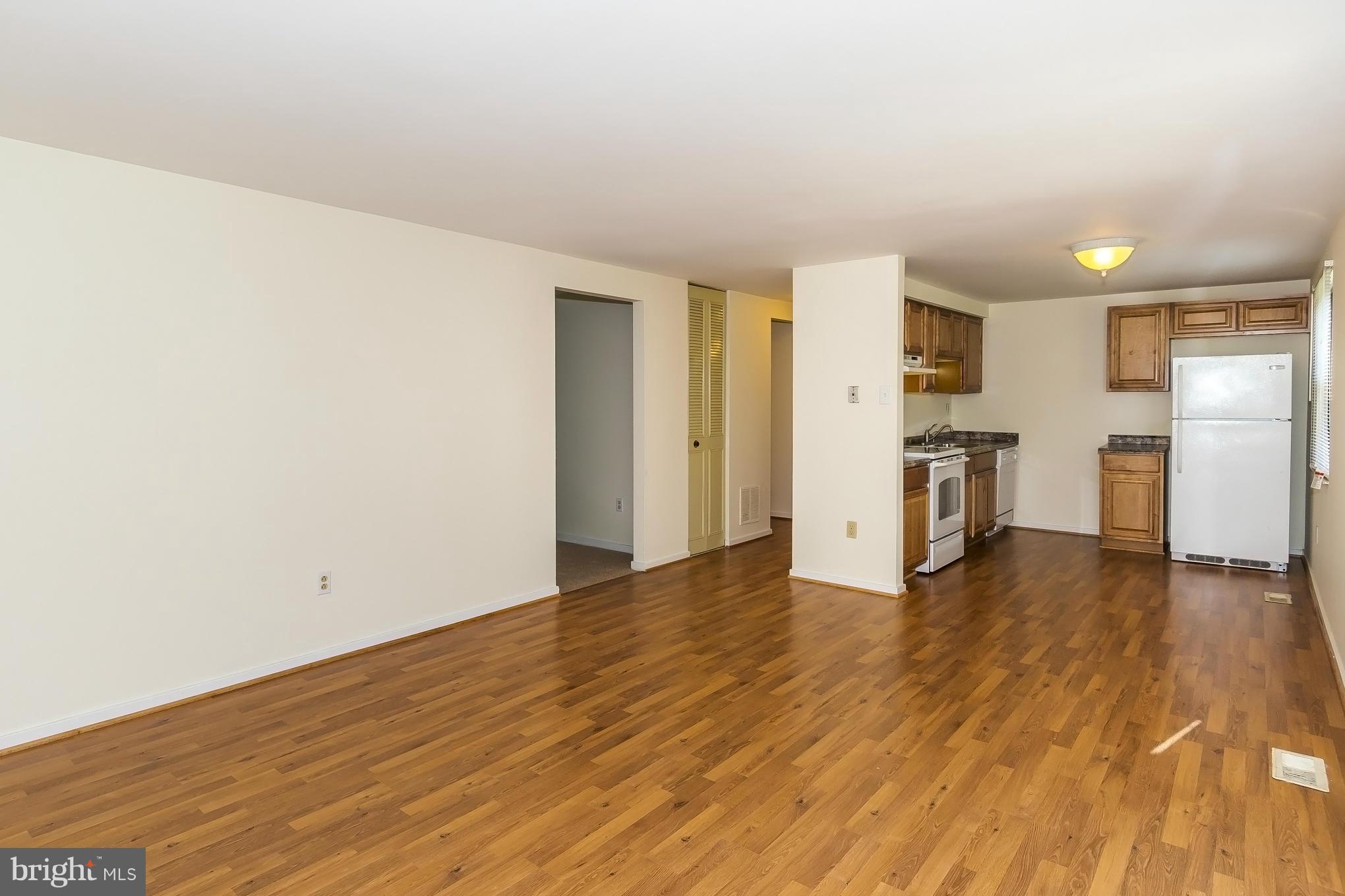 VILLAGE OF OWEN BROWN - Residential