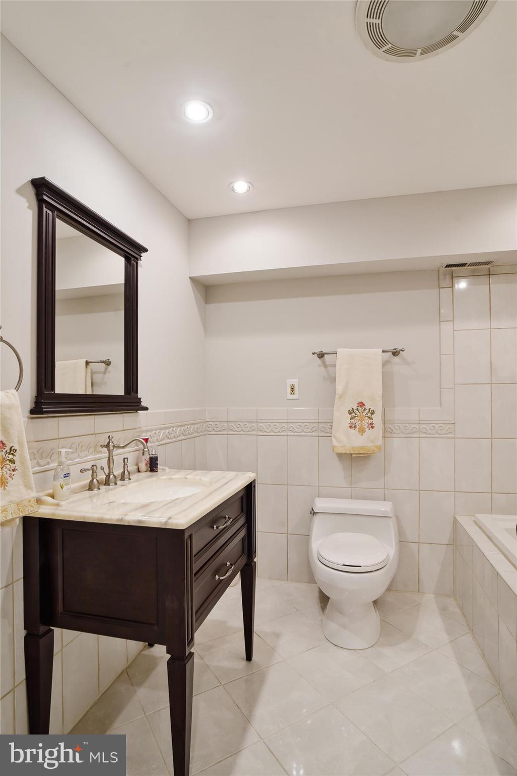 CHADSWOOD - Residential