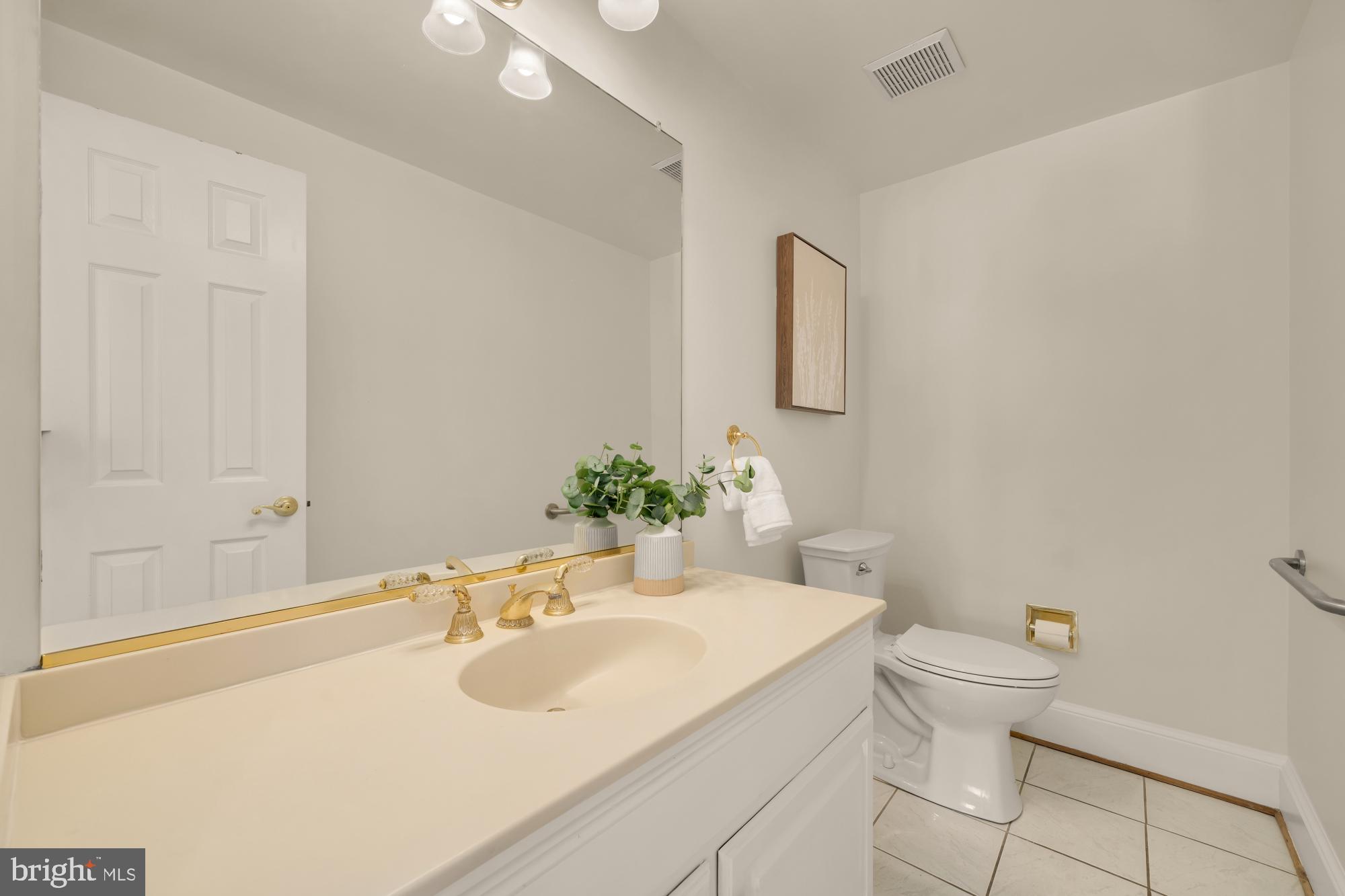 RIVERHILL - Residential