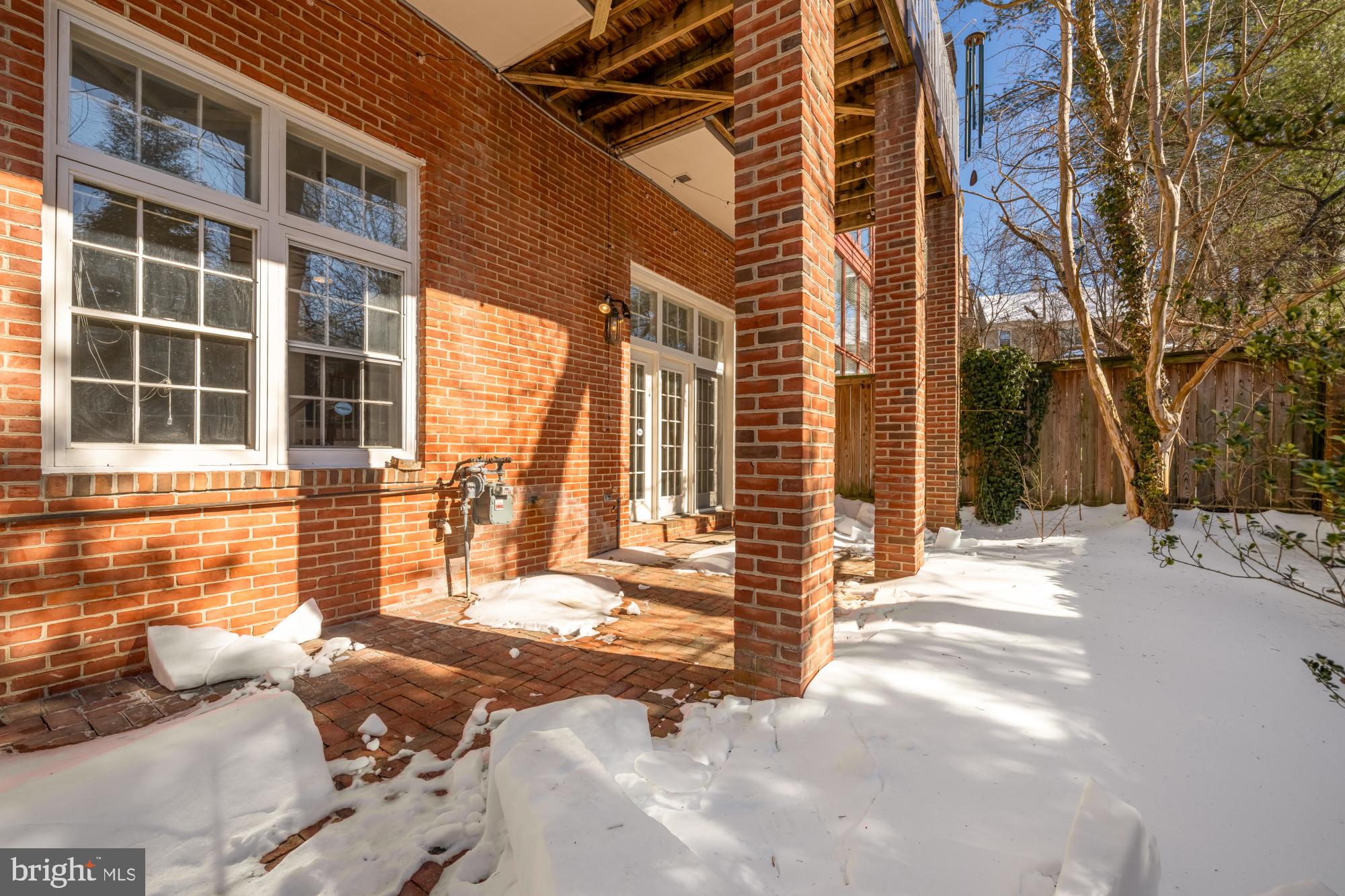 RIVERHILL - Residential