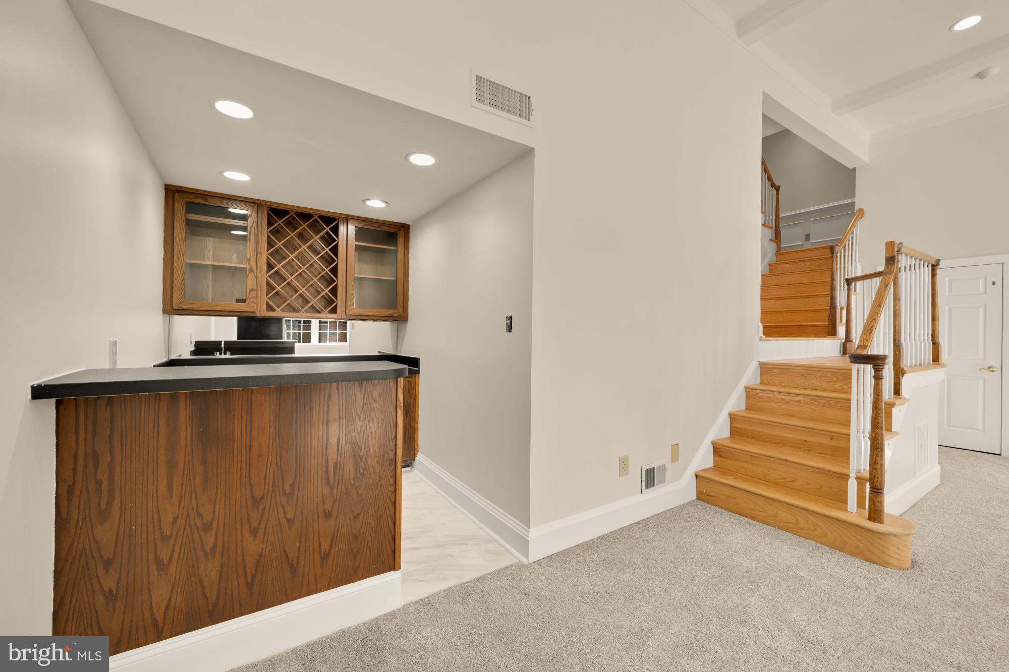 RIVERHILL - Residential