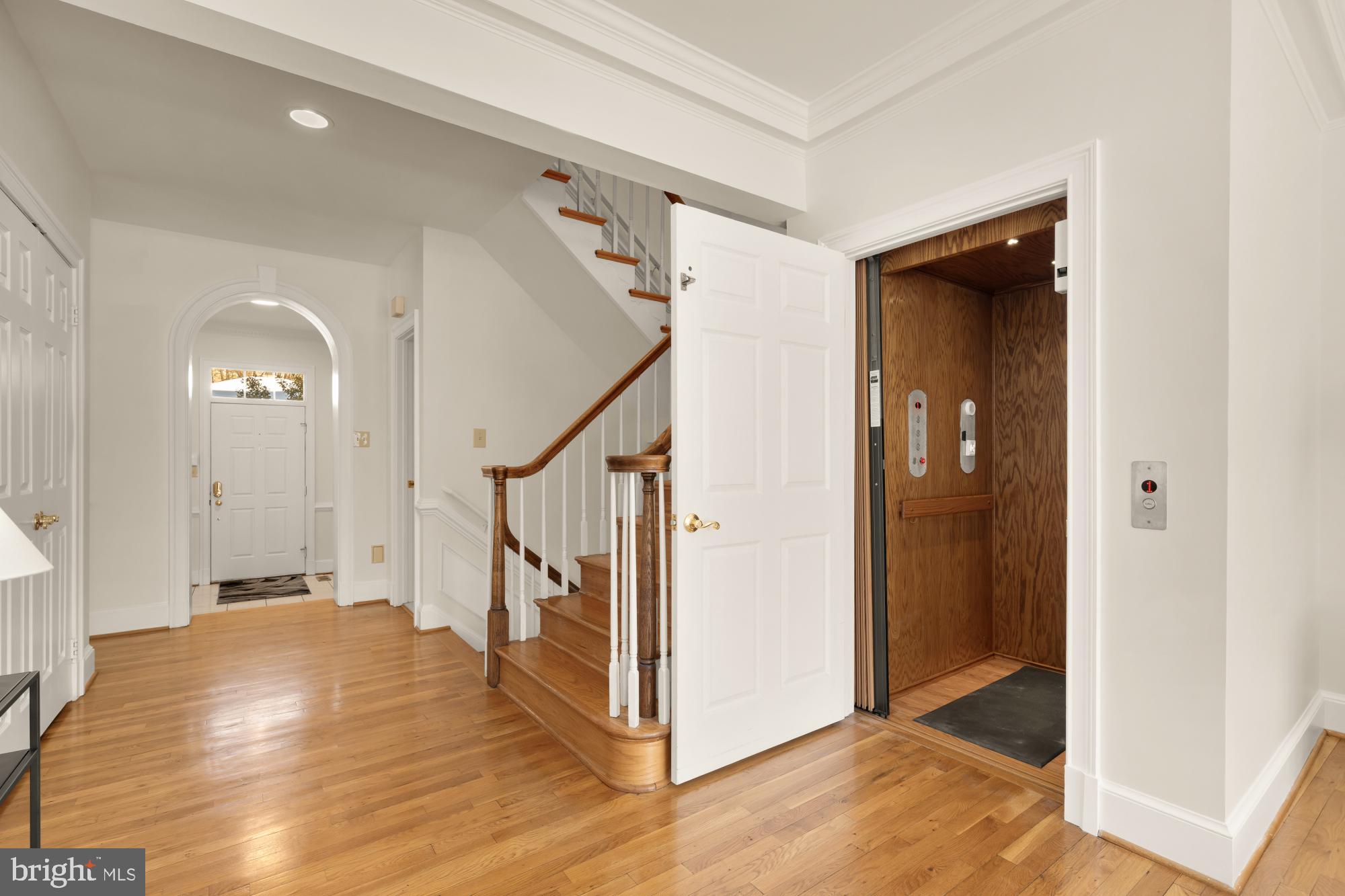 RIVERHILL - Residential