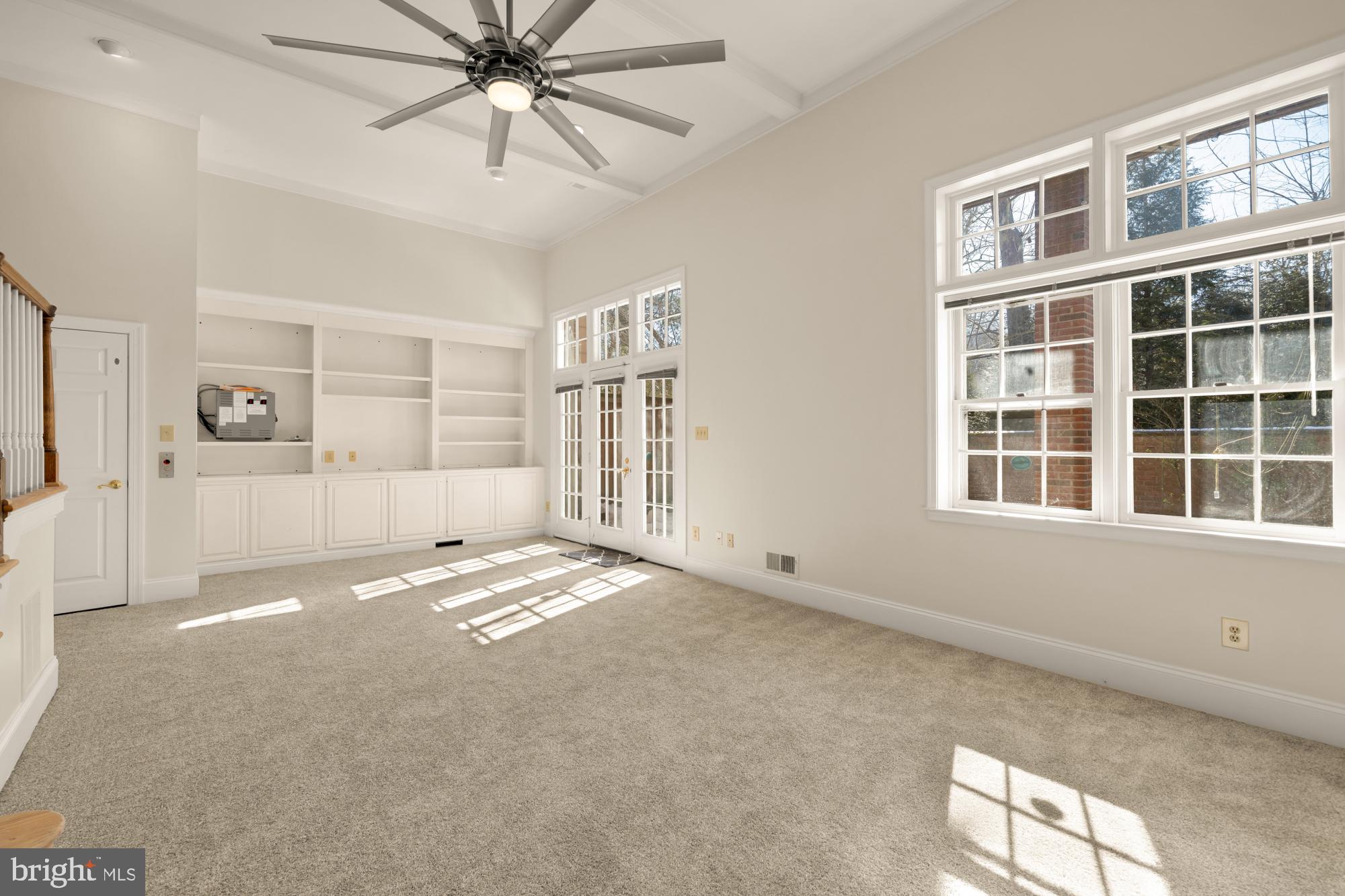 RIVERHILL - Residential