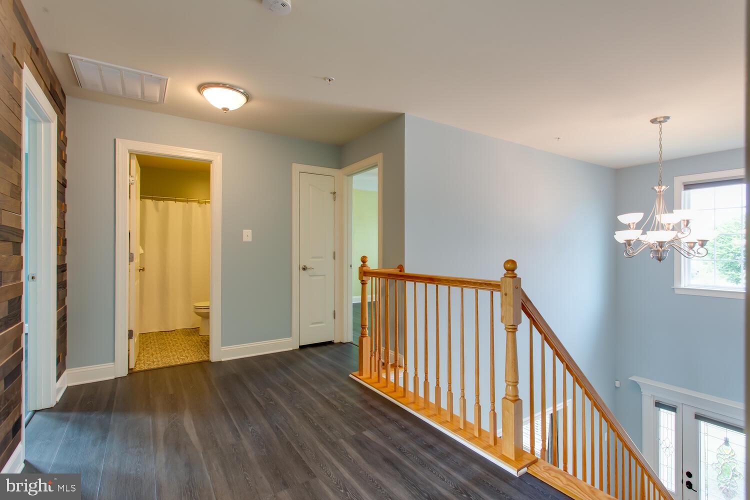 BROAD CREEK - Residential