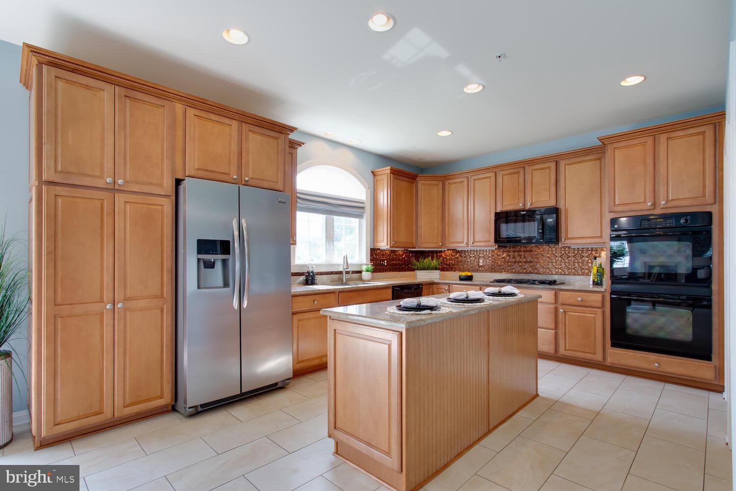 BROAD CREEK - Residential